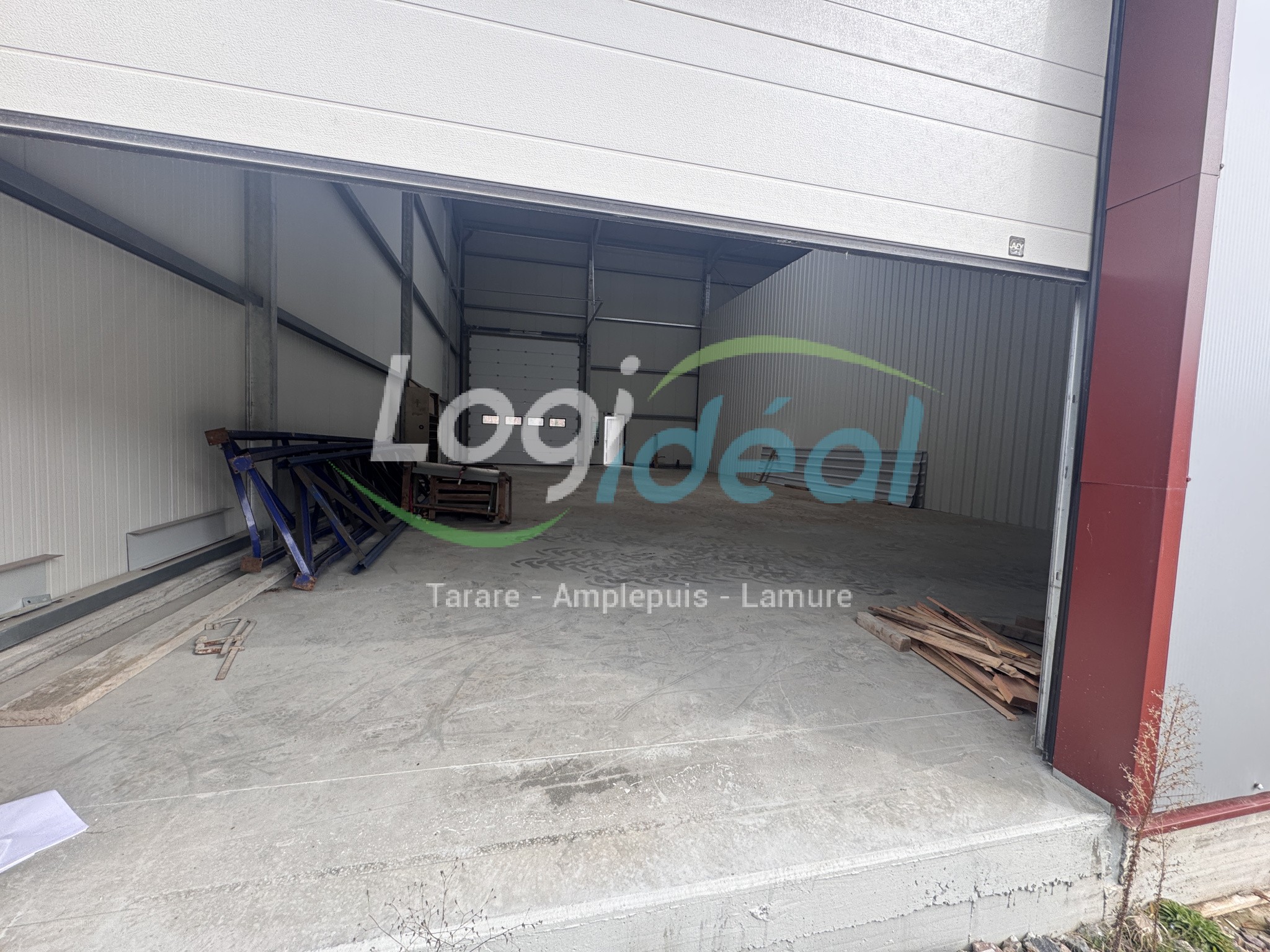 Entrepôt à louer à St nizier d azergues, 200 m² – photo 2 sur 3