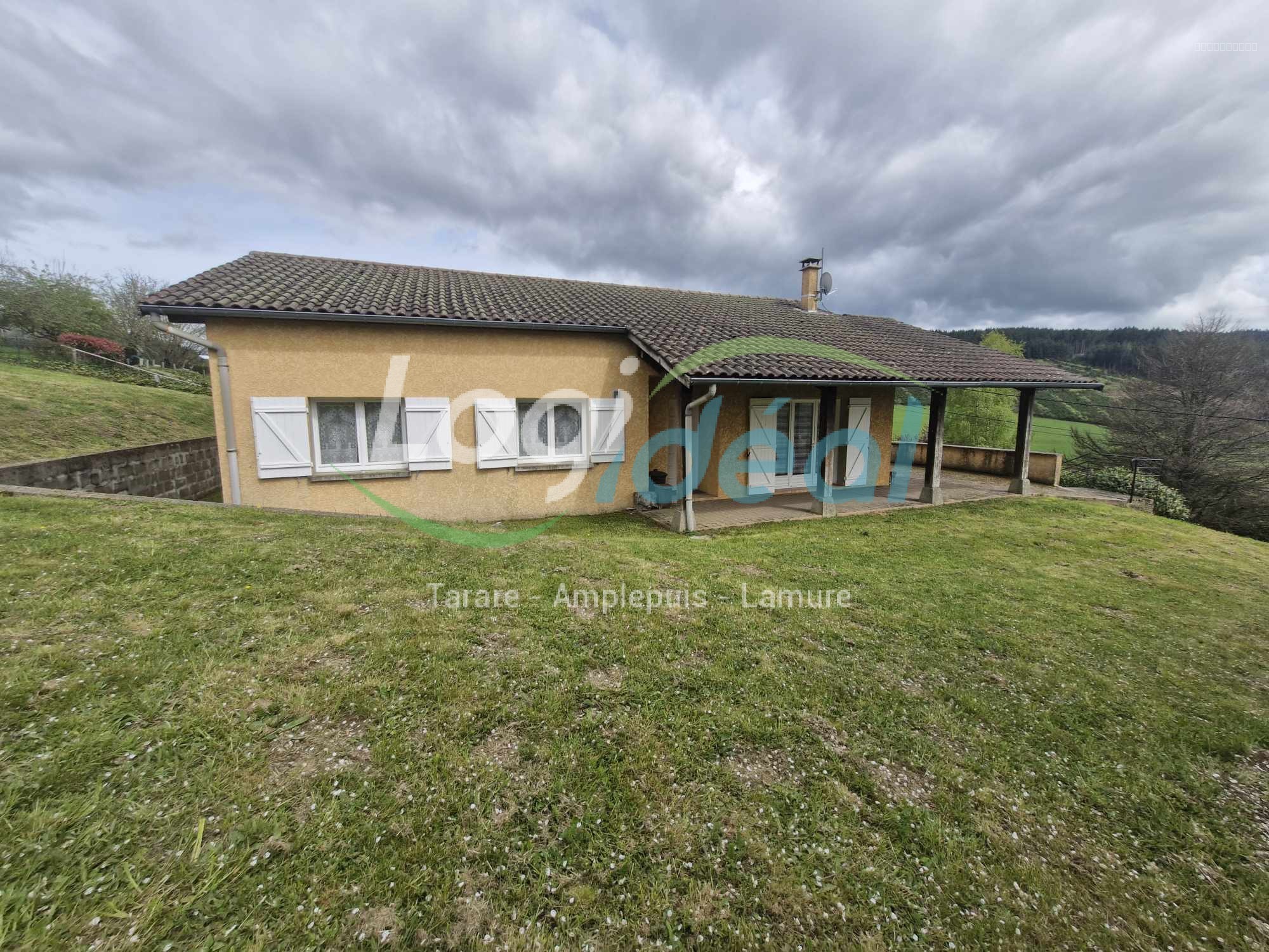 Maison à vendre à St bonnet le troncy, 112 m², 4 pièces – photo 1 sur 18