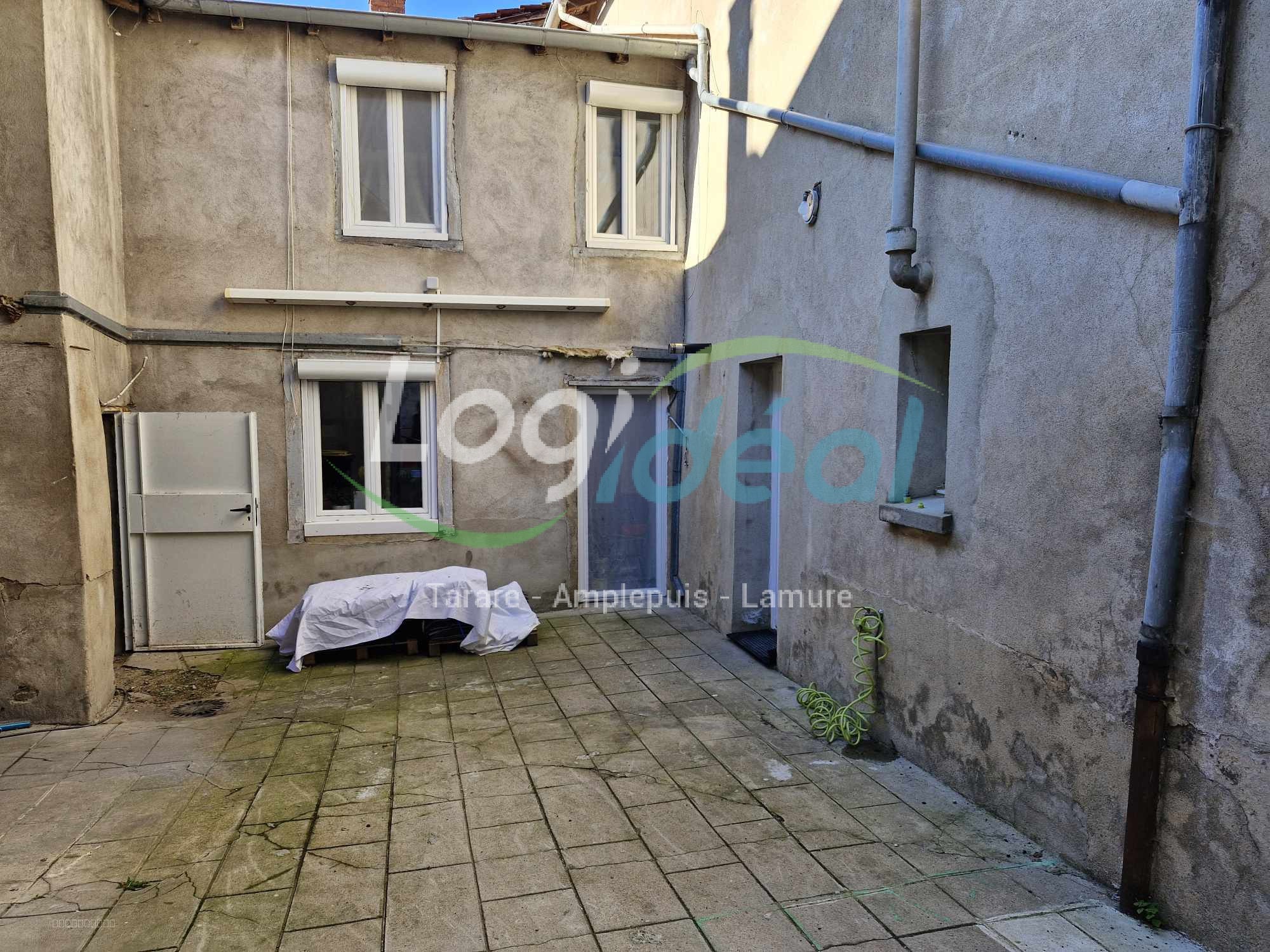 Maison avec dépendances et cour intérieure à finir de restaurer — photo 10