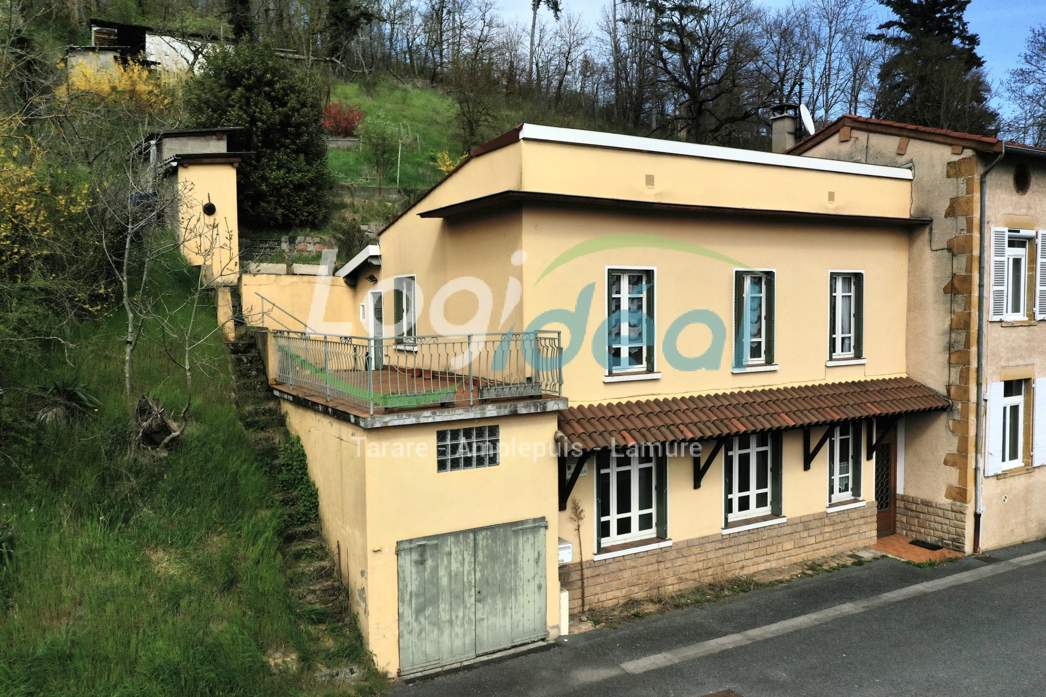 Maison à vendre à Vindry surturdine, 362 m², 4 pièces – photo 1 sur 12