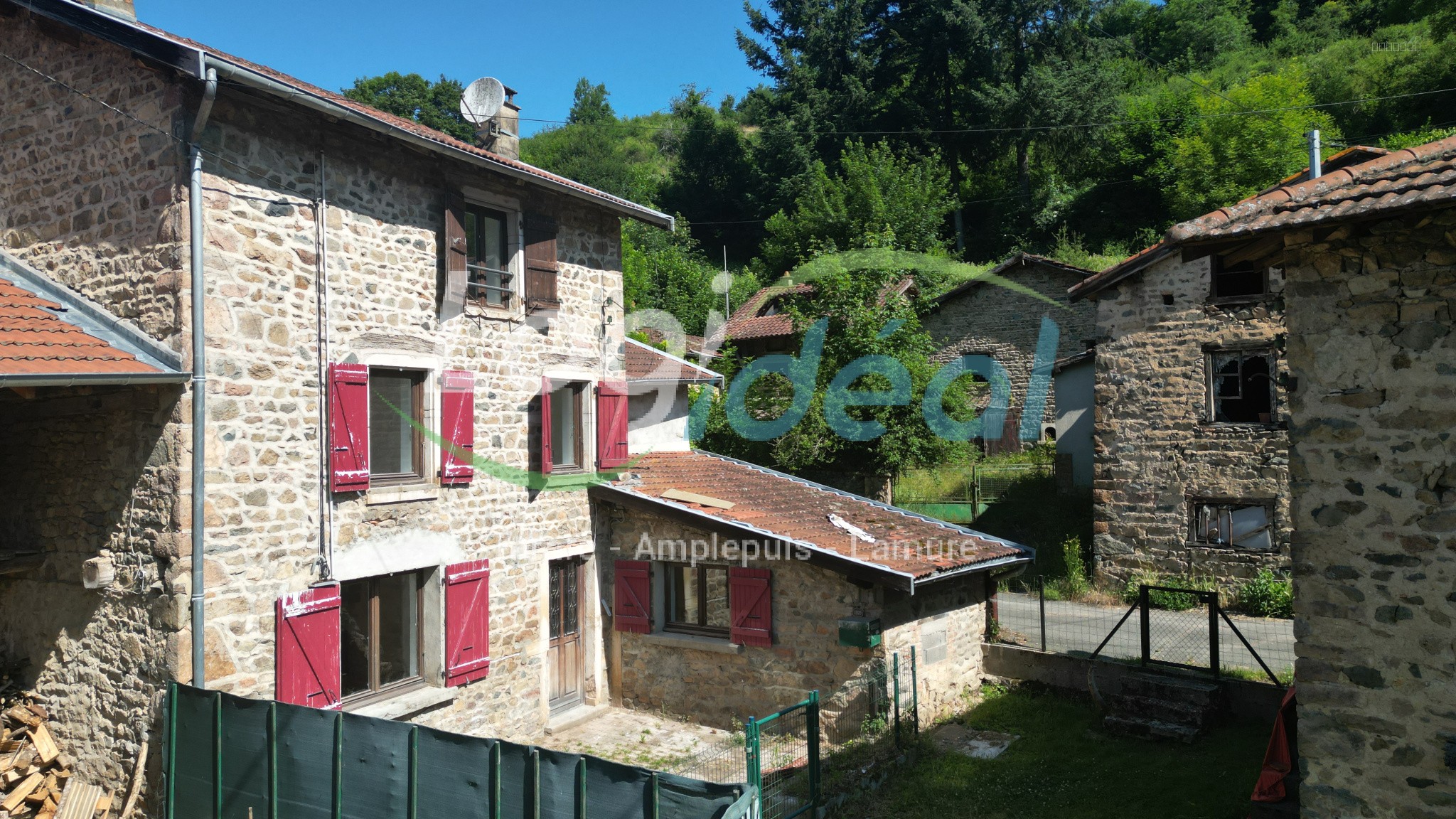 Maison à vendre à Claveisolles, 105 m², 4 pièces – photo 1 sur 9