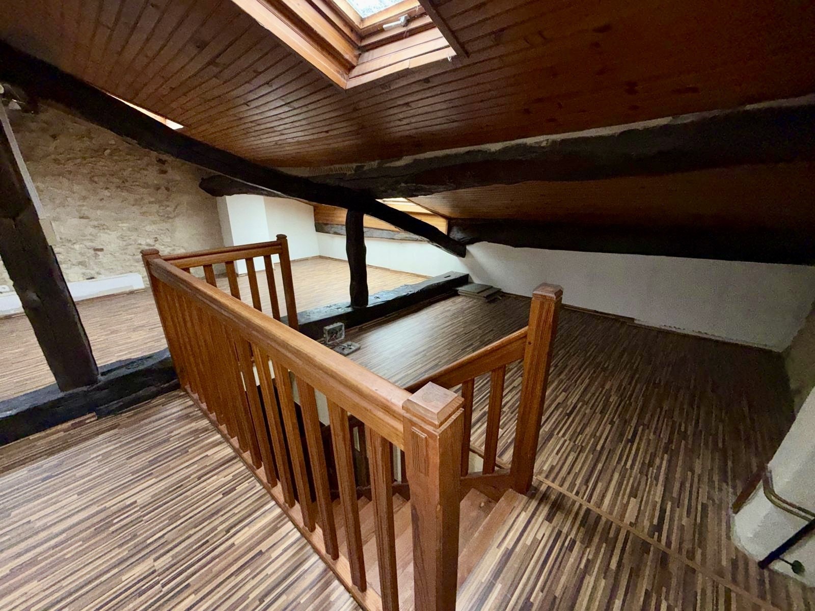Belle maison de village de 215m2 avec terrasse au cœur de Ceyzeriat ! — photo 13