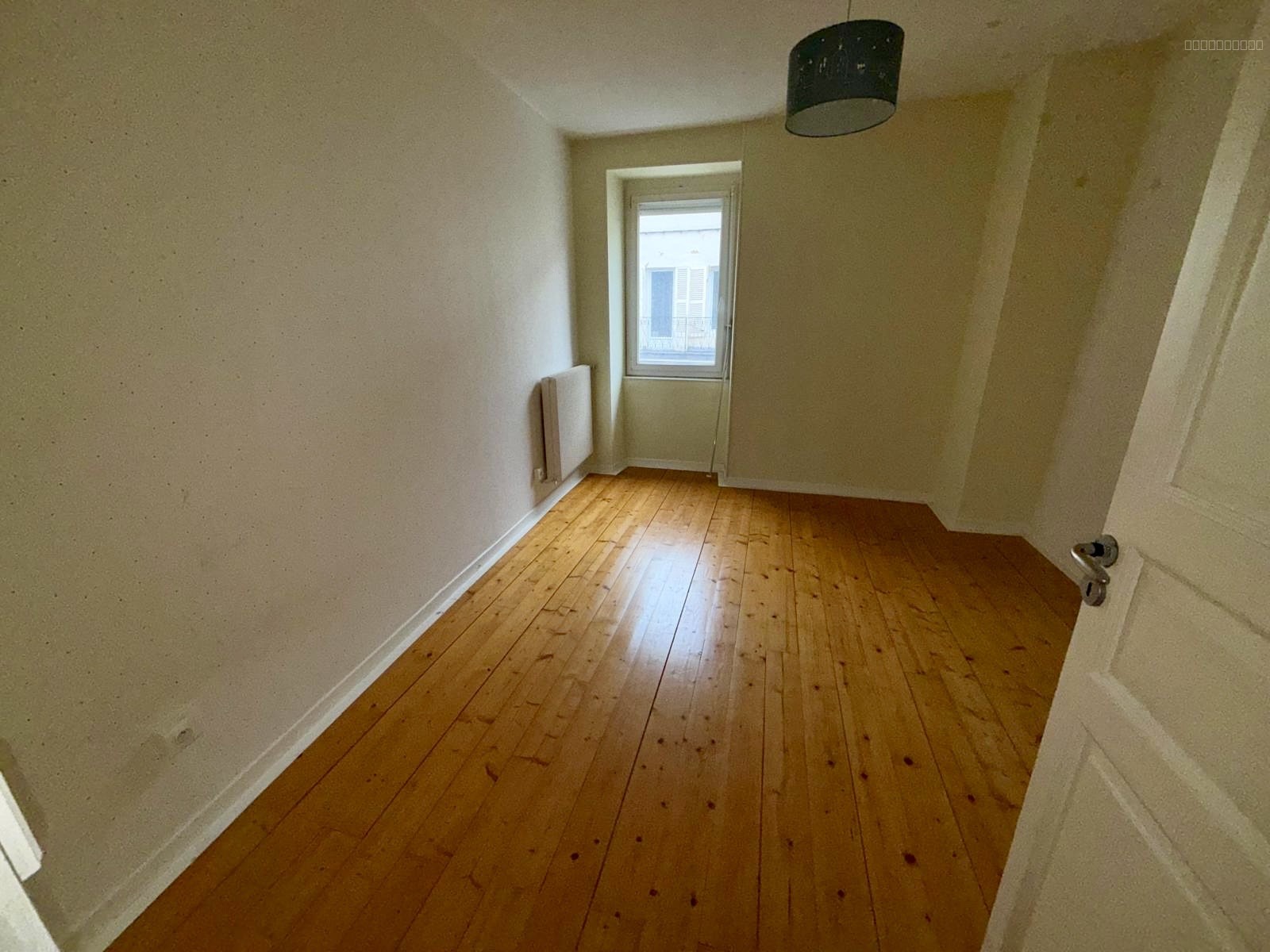 Belle maison de village de 215m2 avec terrasse au cœur de Ceyzeriat ! — photo 7