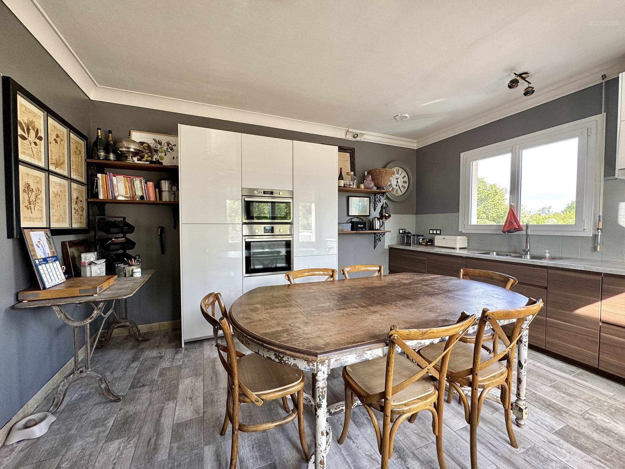 'HIPPODROME' Vaste ensemble Immobilier de 890 m2 sur terrain de 5700 m2 — photo 5