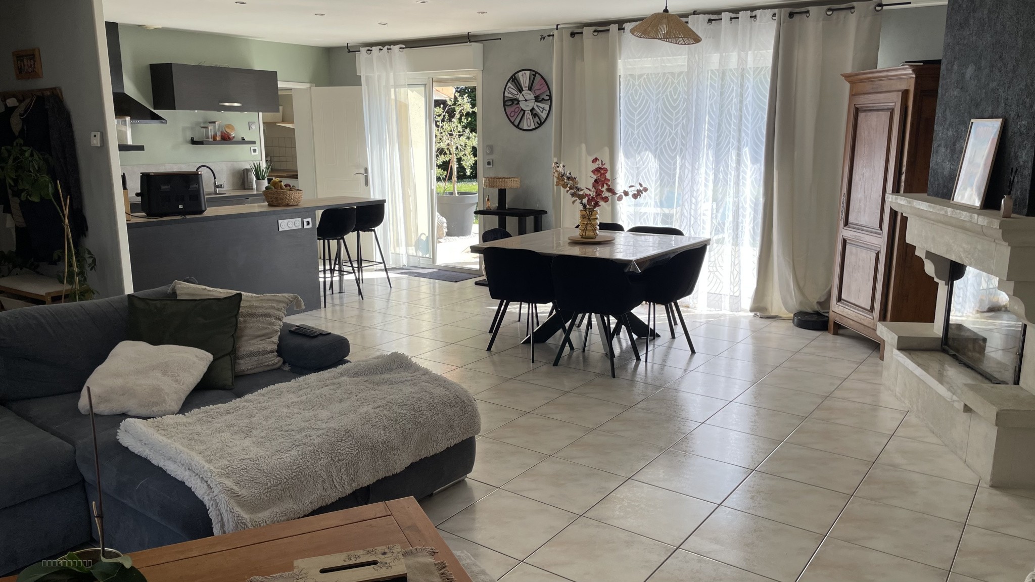 Villa à vendre à Thure, 151 m², 9 pièces – photo 2 sur 19