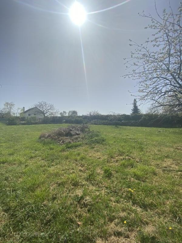 Terrain à vendre à Targe, 2 200 m² – photo 2 sur 4