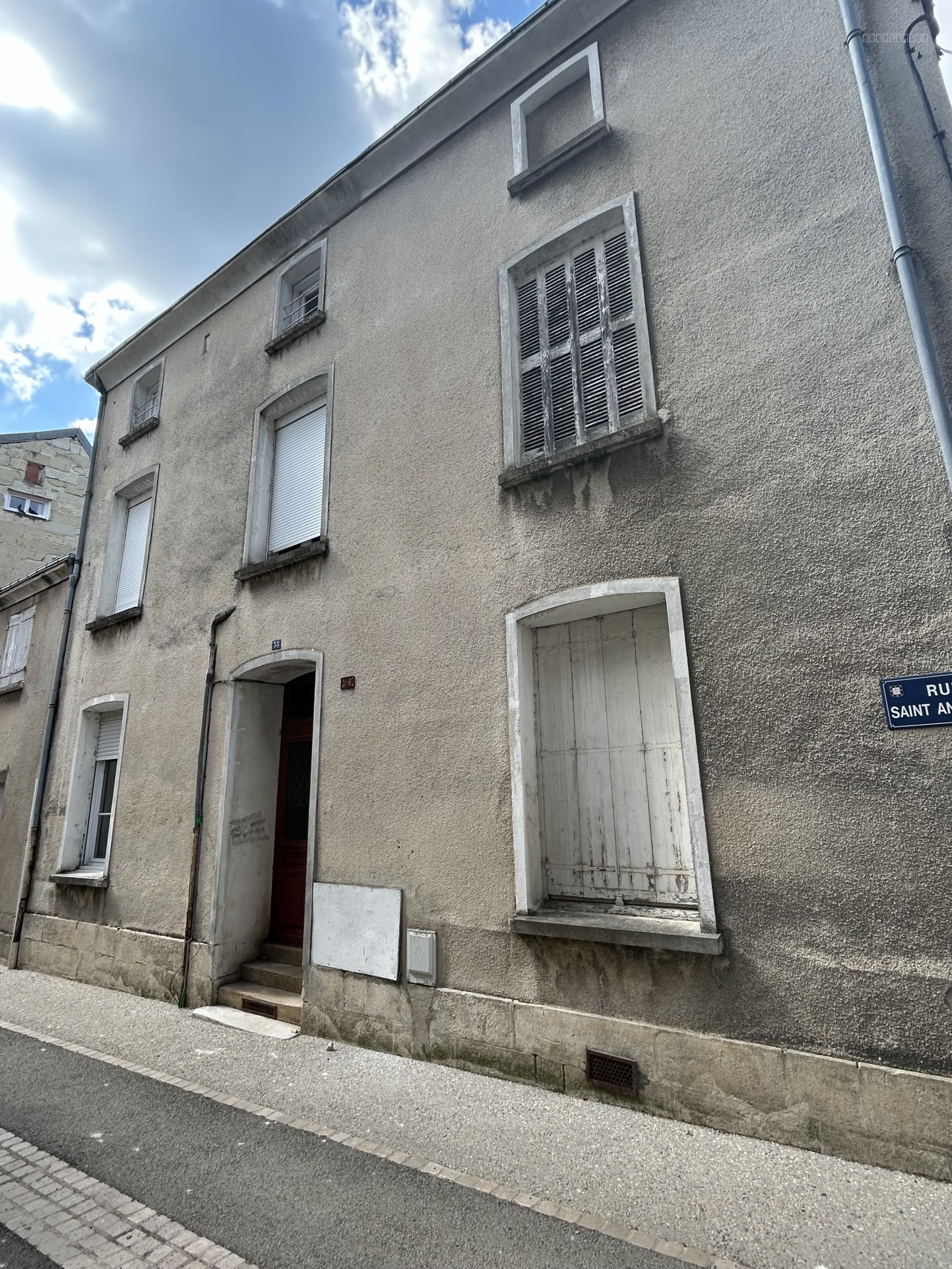 Immeuble à vendre à Chatellerault, 155 m² – photo 1 sur 9