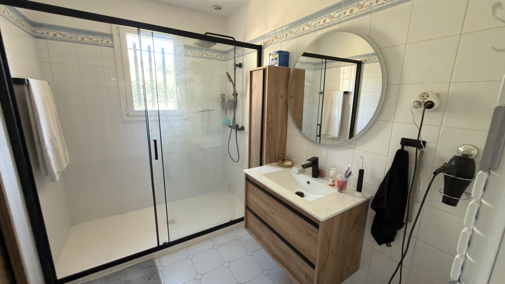 Venelles   Villa de plain-pied avec piscine, environnement privilégié — photo 7