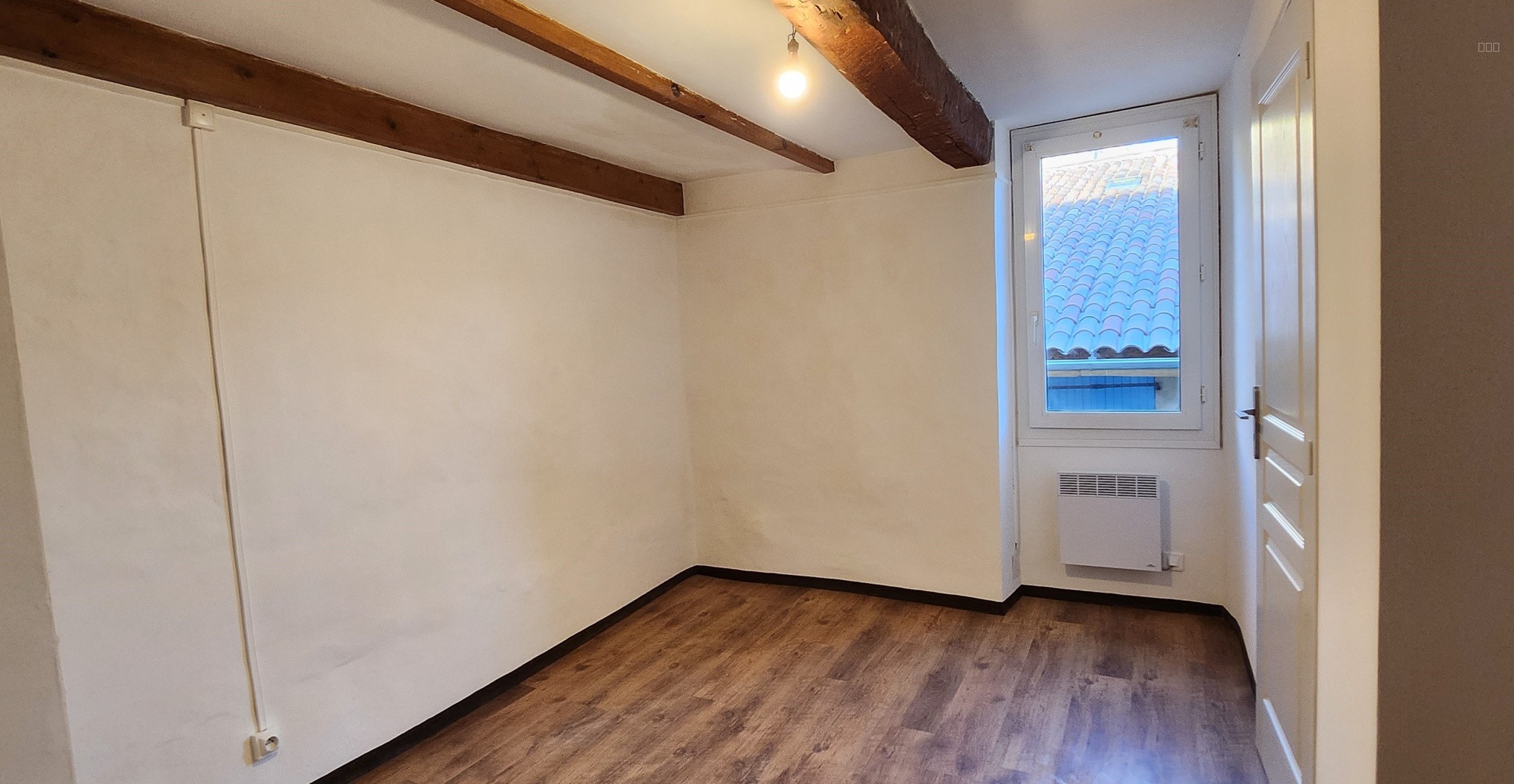 Bien immobilier à vendre à Peyruis, 43 m², 3 pièces – photo 1 sur 8