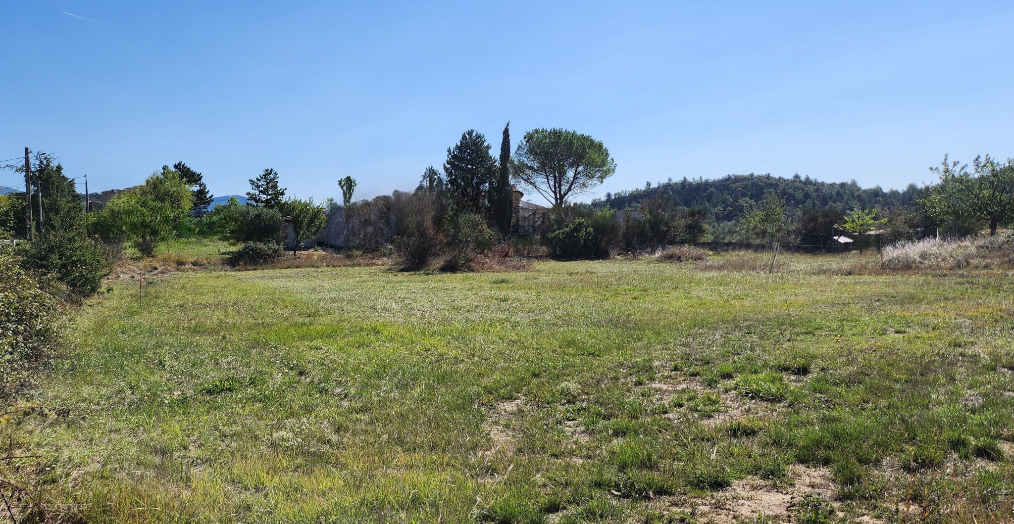 Bien immobilier à vendre à Sisteron, 1 081 m² – photo 2 sur 3