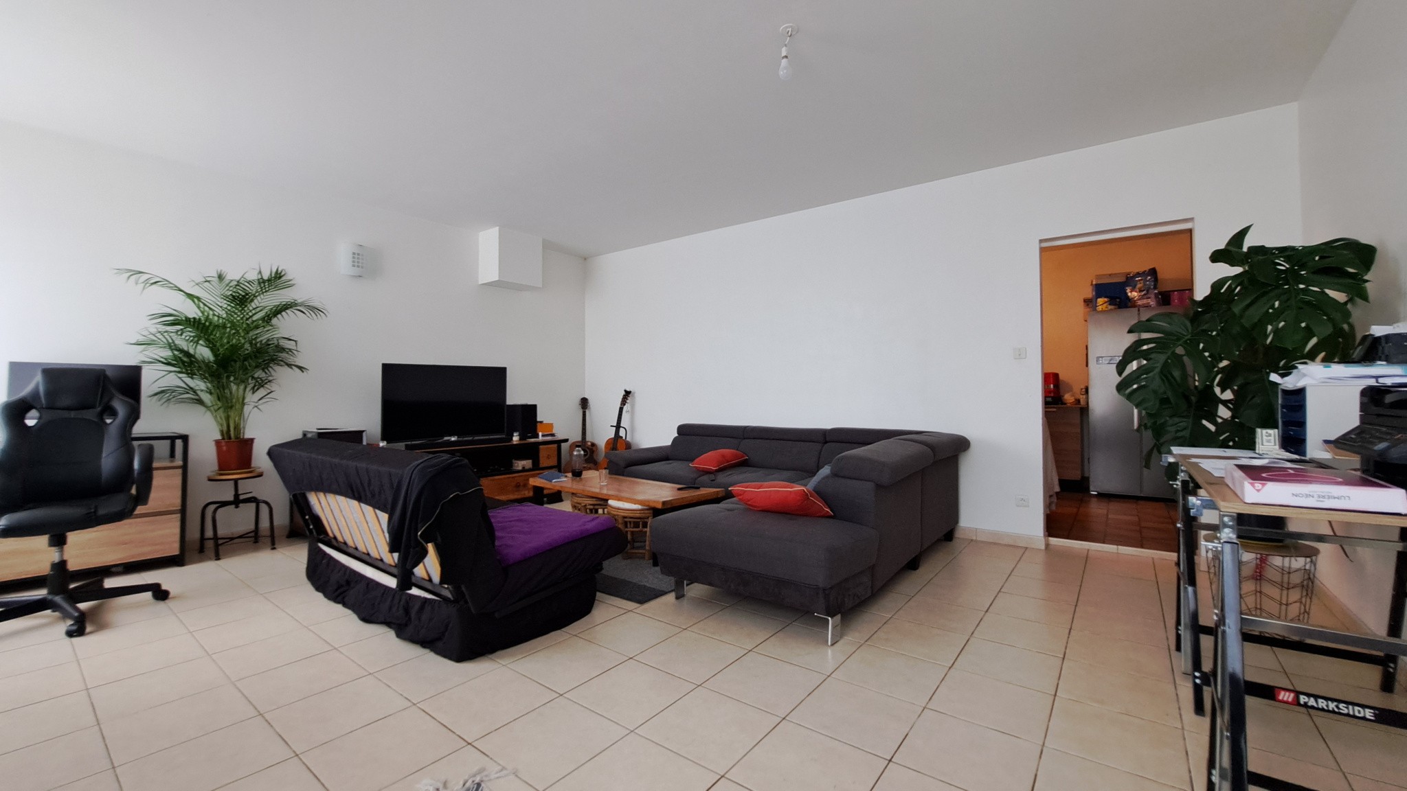 Maison à louer à Surin, 28,63 m², 4 pièces – photo 1 sur 9