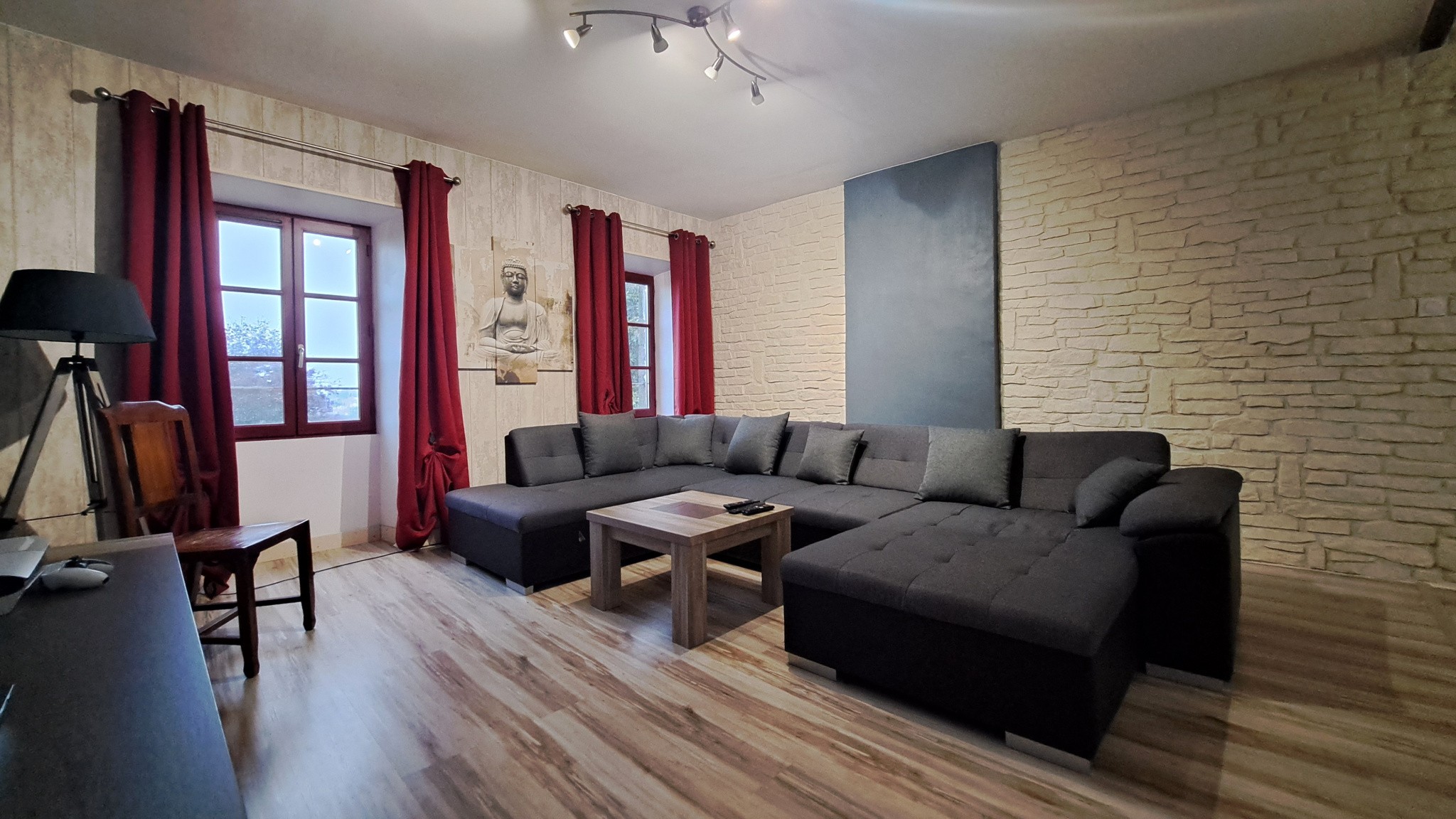 Appartement à vendre à Parthenay, 22 m², 5 pièces – photo 2 sur 11