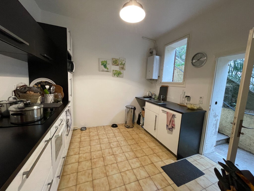 Le Cannet - Maison de 141m2 divisée T3 et T2 indépendants — photo 11
