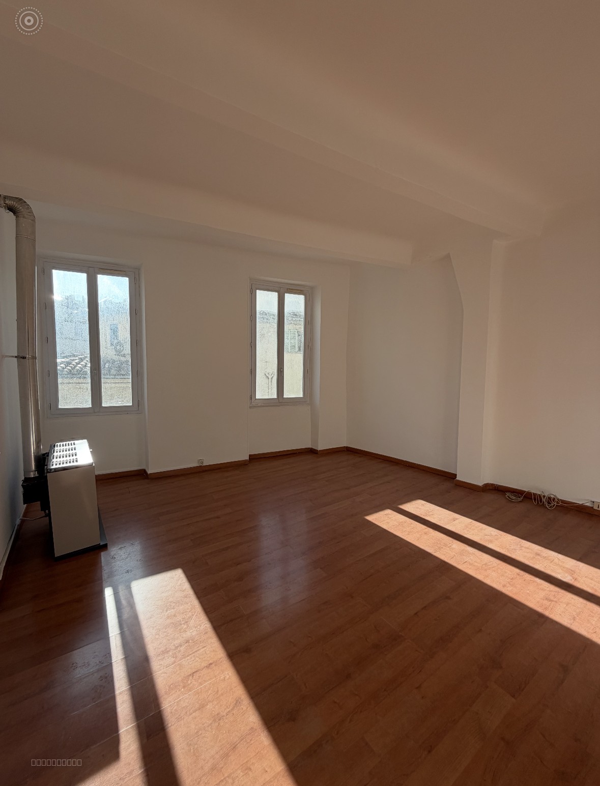 Appartement T2 bis de 58,11 m2   Marseille 5ème — photo 4