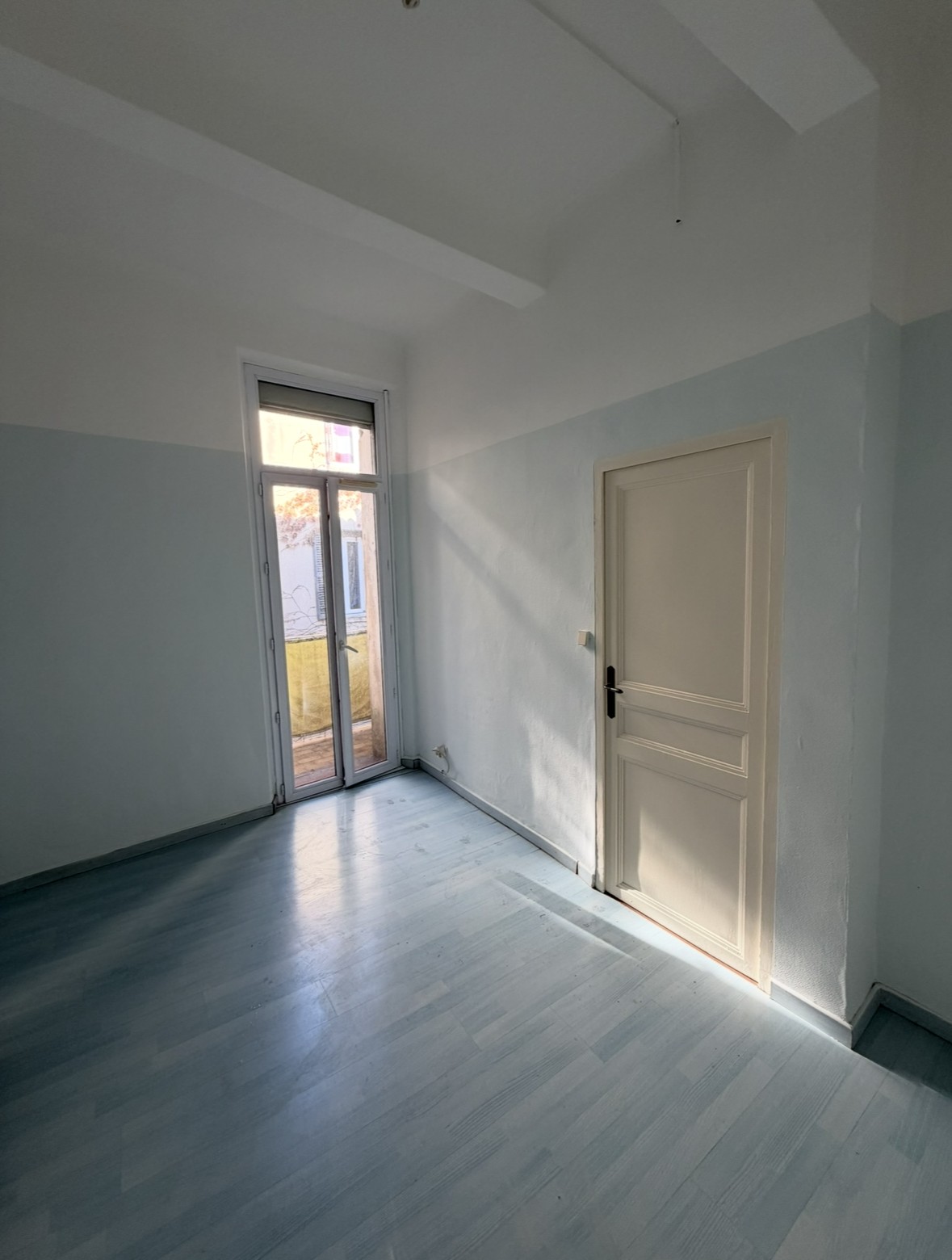 Appartement T2 bis de 58,11 m2   Marseille 5ème — photo 11