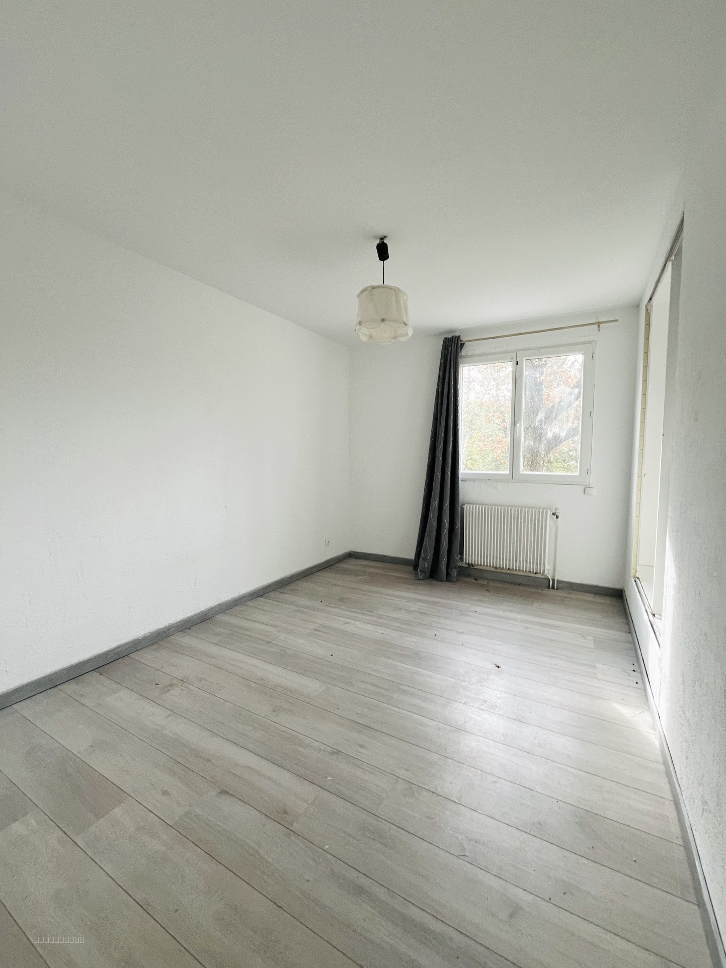 Maison à vendre à Chateauneuf le rouge, 107 m², 5 pièces – photo 2 sur 11