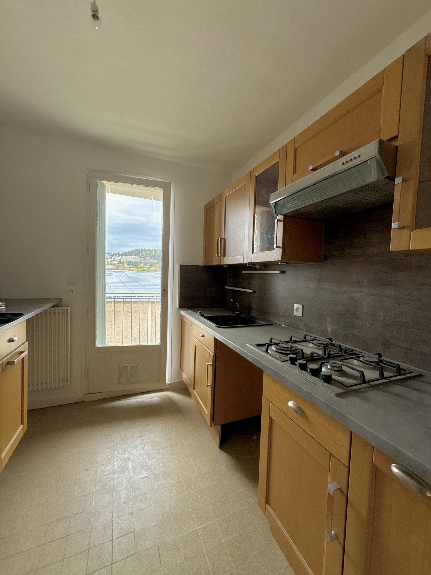 Appartement à vendre à Gardanne, 76,78 m², 3 pièces – photo 3 sur 8
