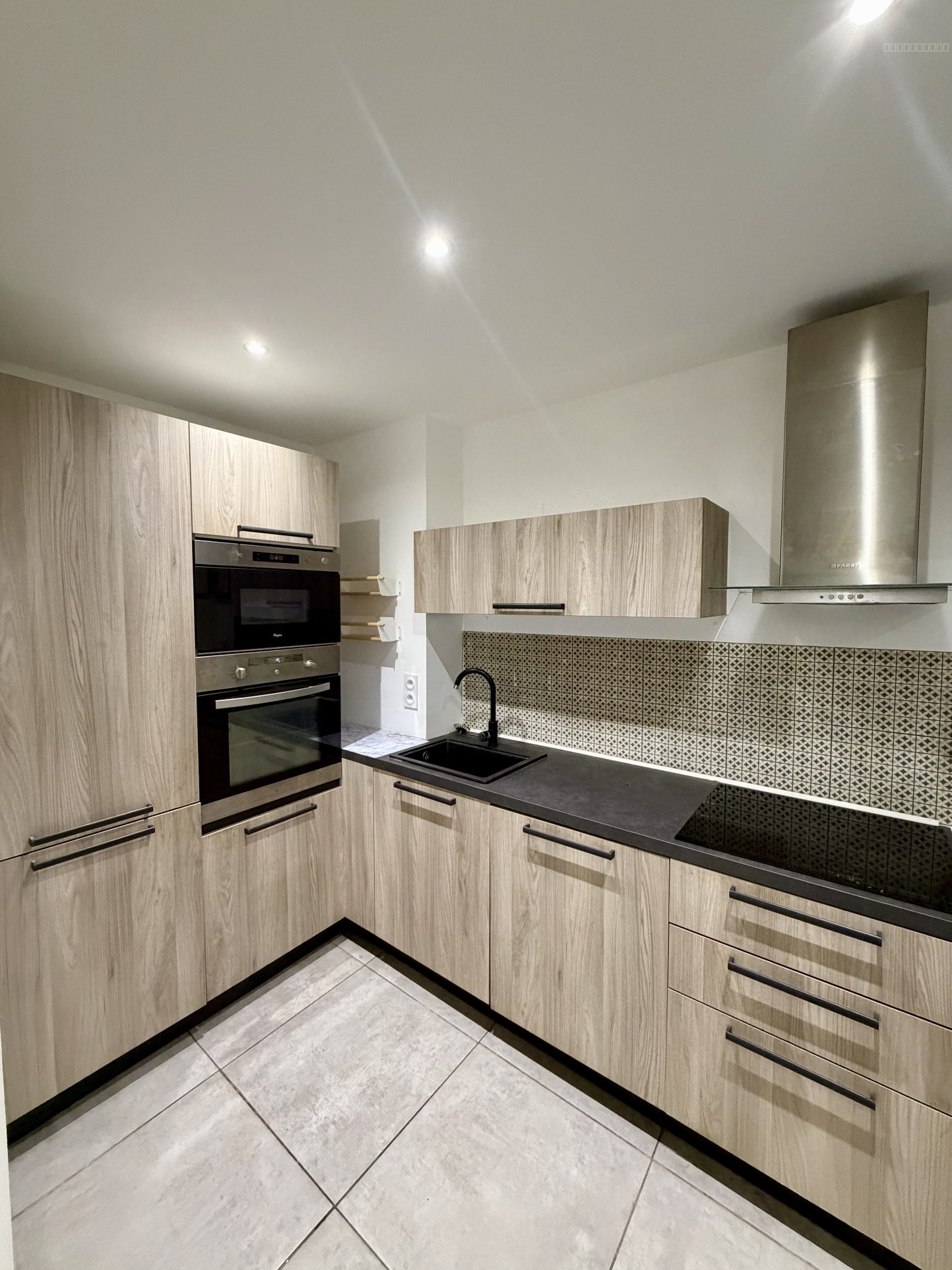 Appartement à vendre à Marseille, 45 m², 2 pièces – photo 3 sur 11
