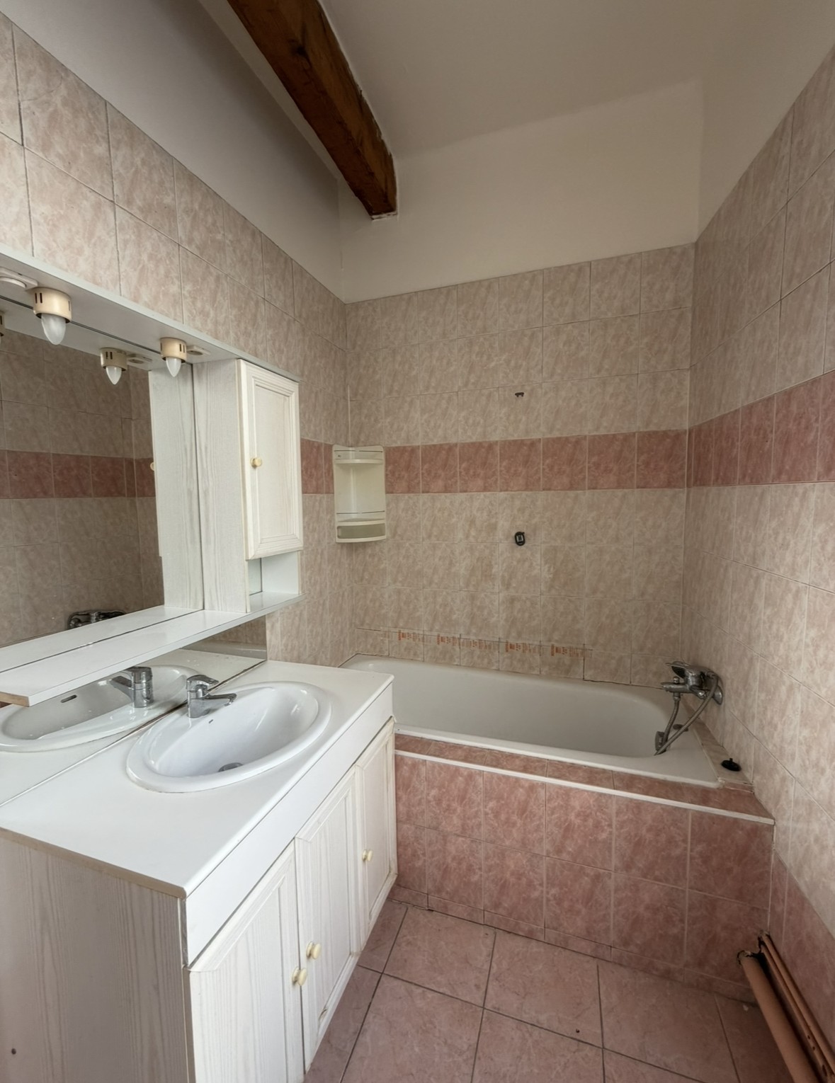 Appartement T2 bis de 58,11 m2   Marseille 5ème — photo 9
