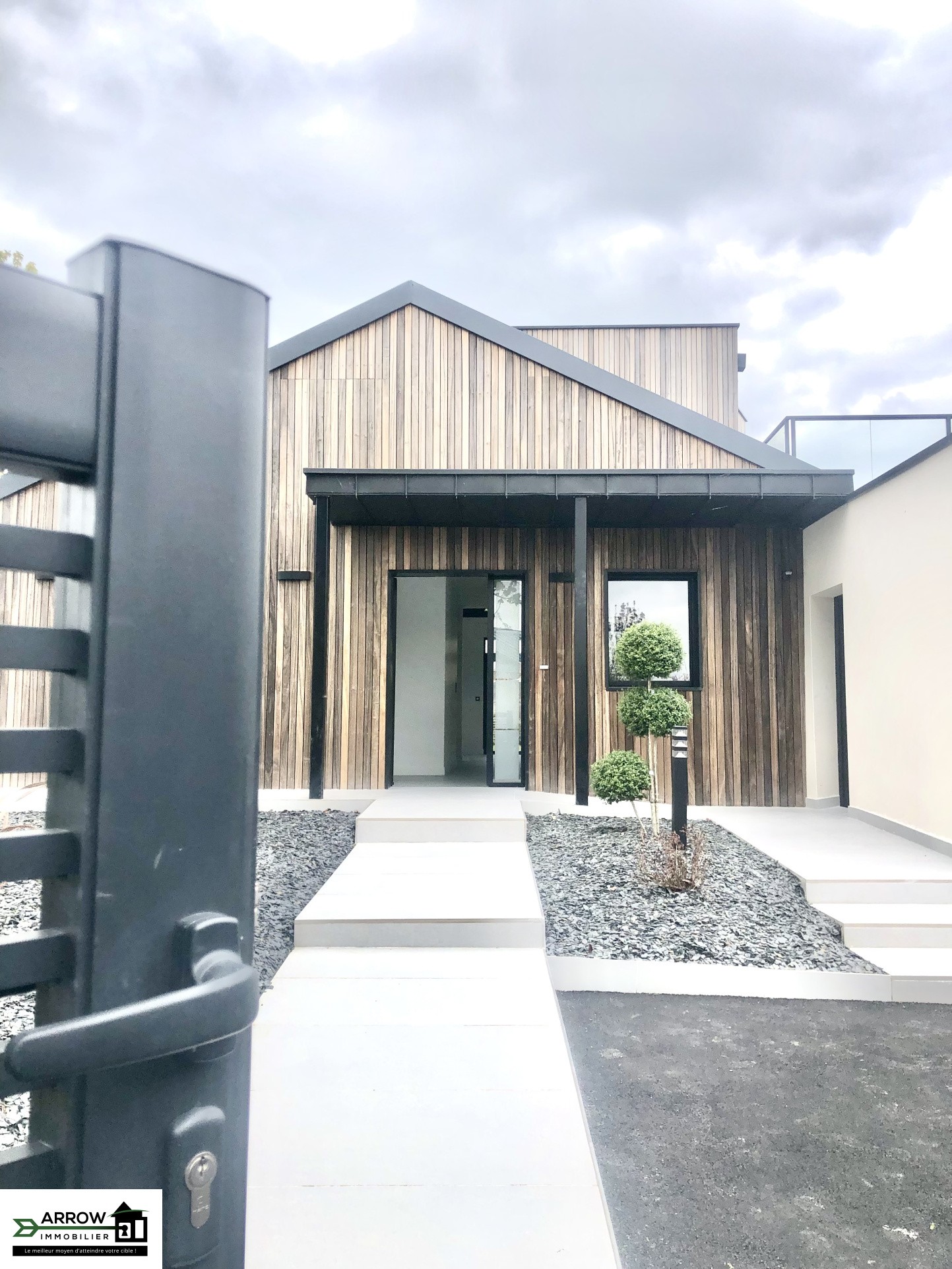 Maison à vendre à St armel, 165 m², 7 pièces – photo 1 sur 9
