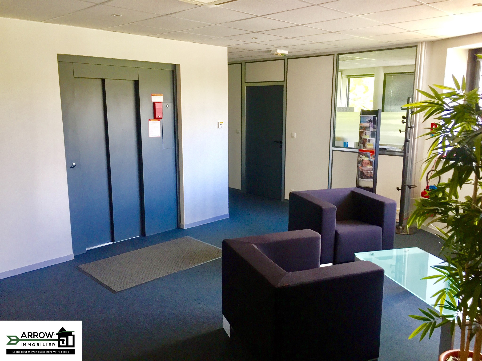 Local commercial à vendre à Bruz, 600 m² – photo 3 sur 4