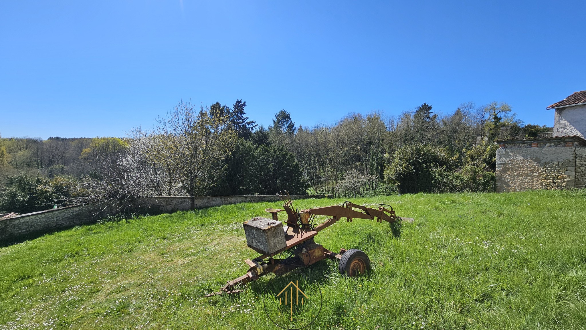 Propriété Ancienne à Rénover avec Caractère — photo 12