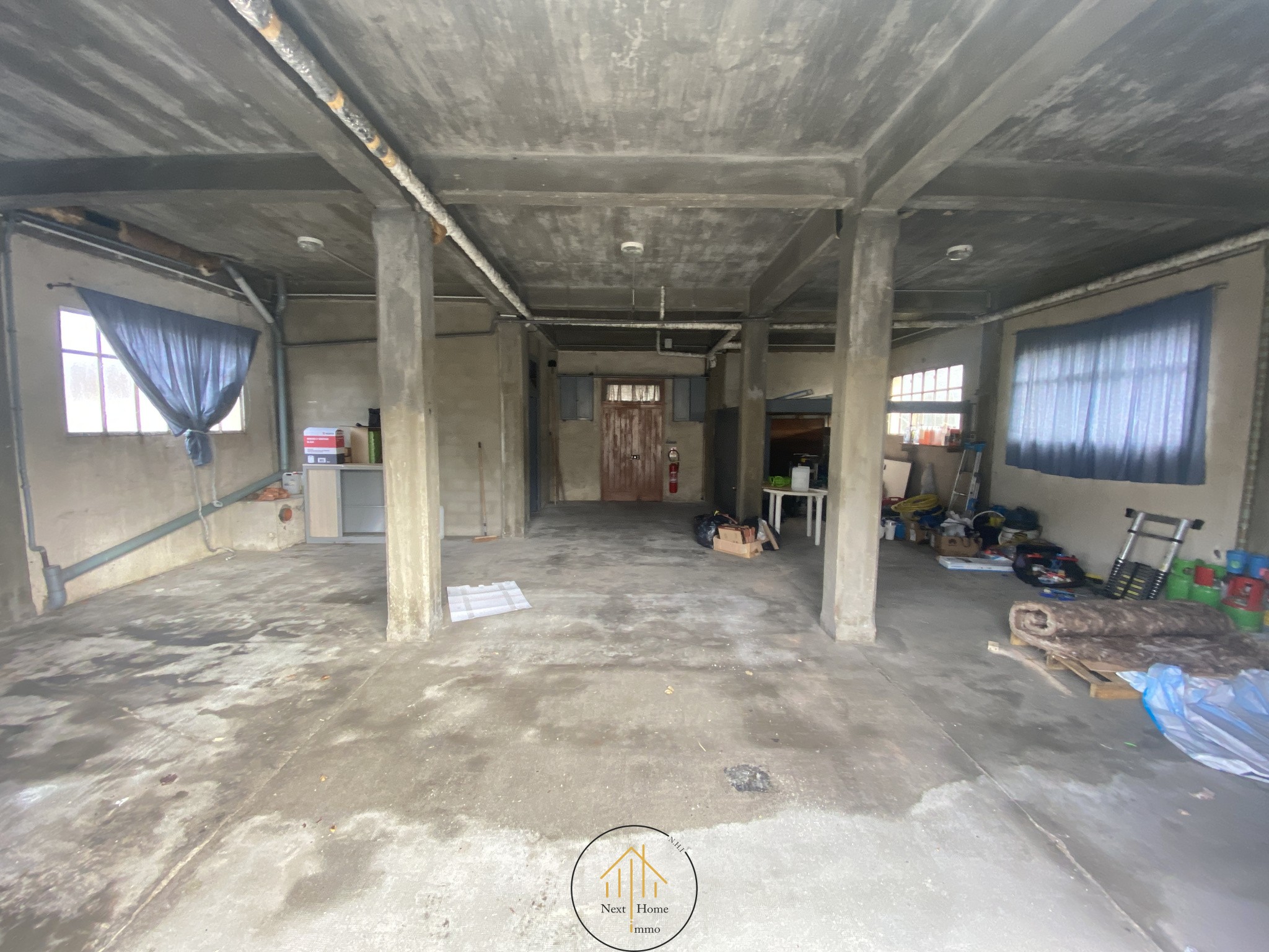 Maison sur trois garages à Chalais — photo 12