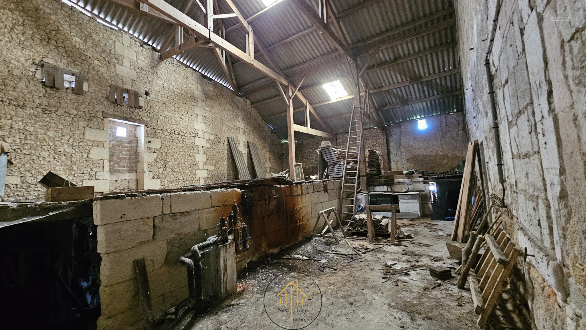 Propriété Ancienne à Rénover avec Caractère — photo 9