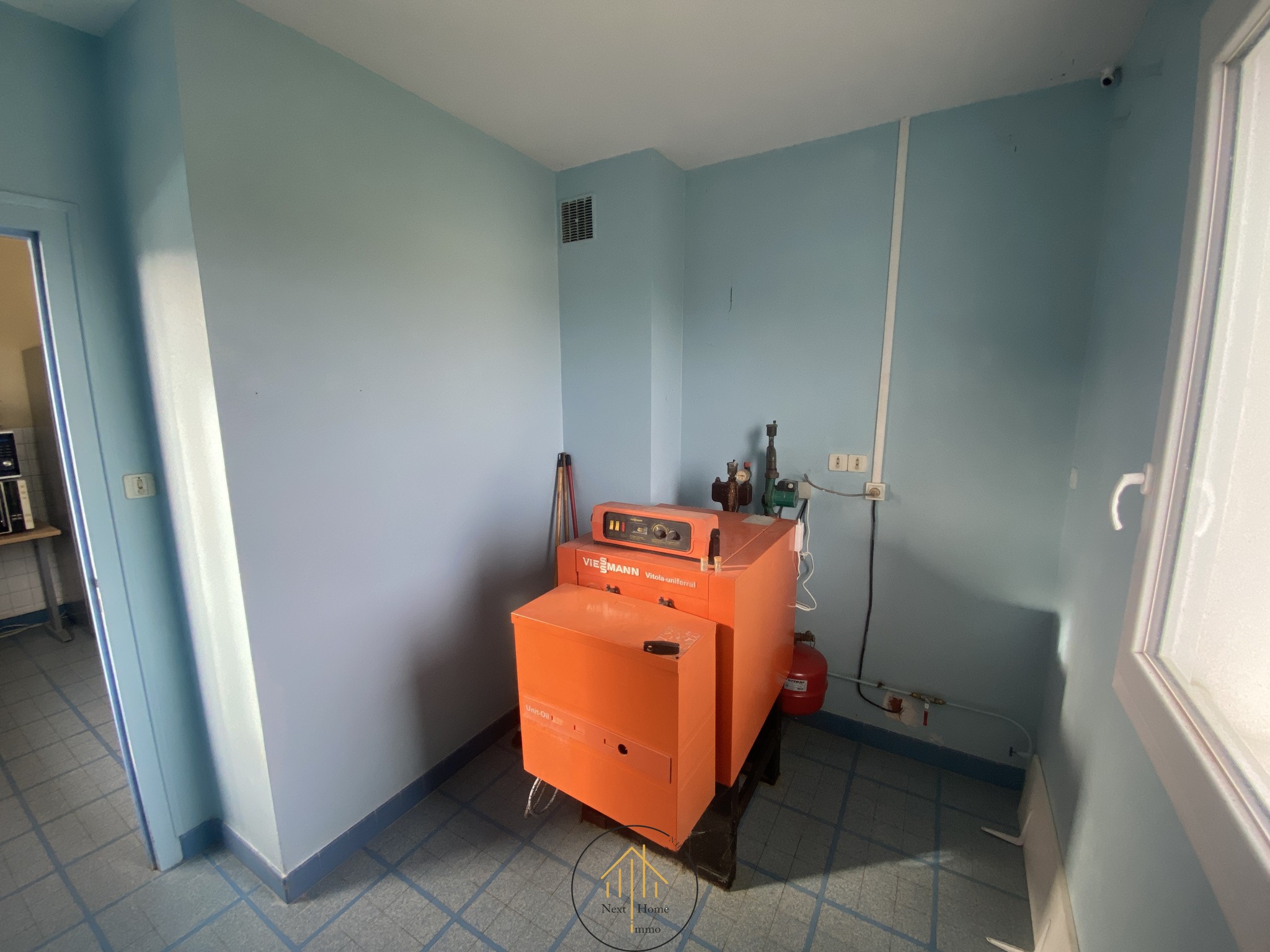 Maison sur trois garages à Chalais — photo 11