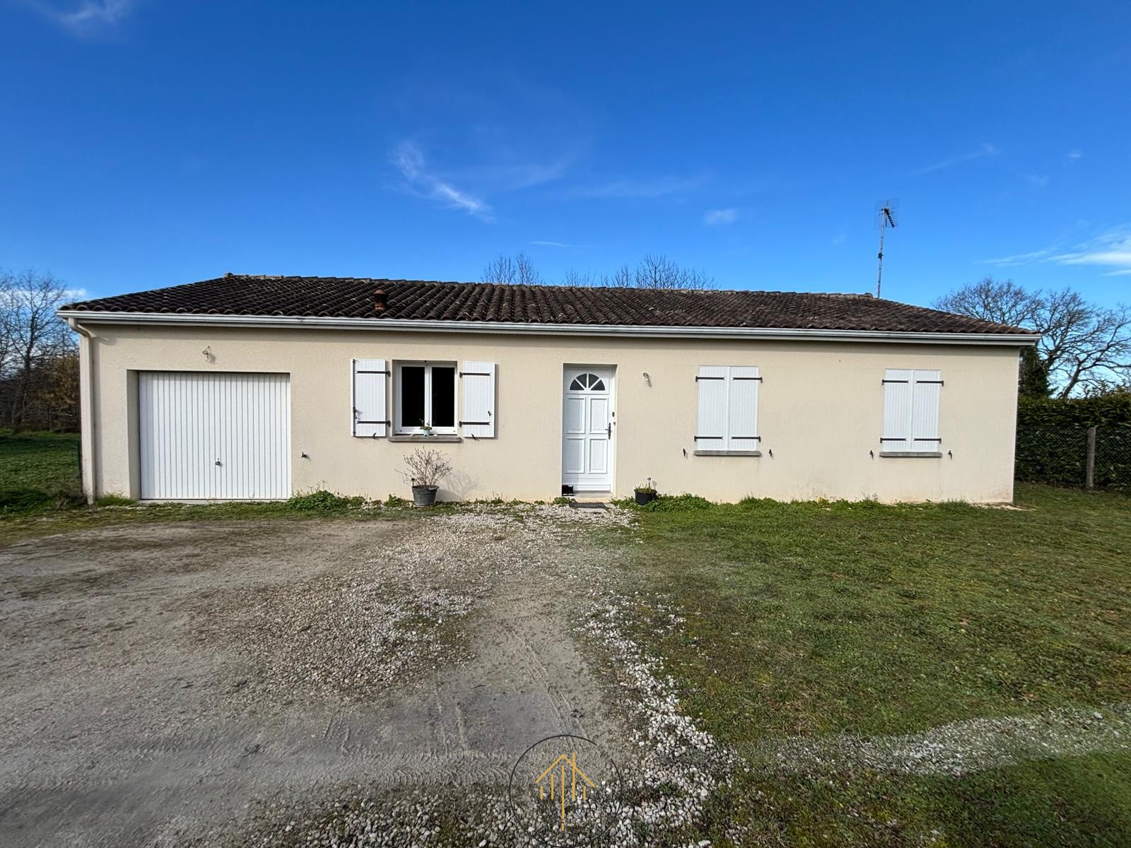 Maison à vendre à Magnac sur touvre, 88 m², 4 pièces – photo 2 sur 16