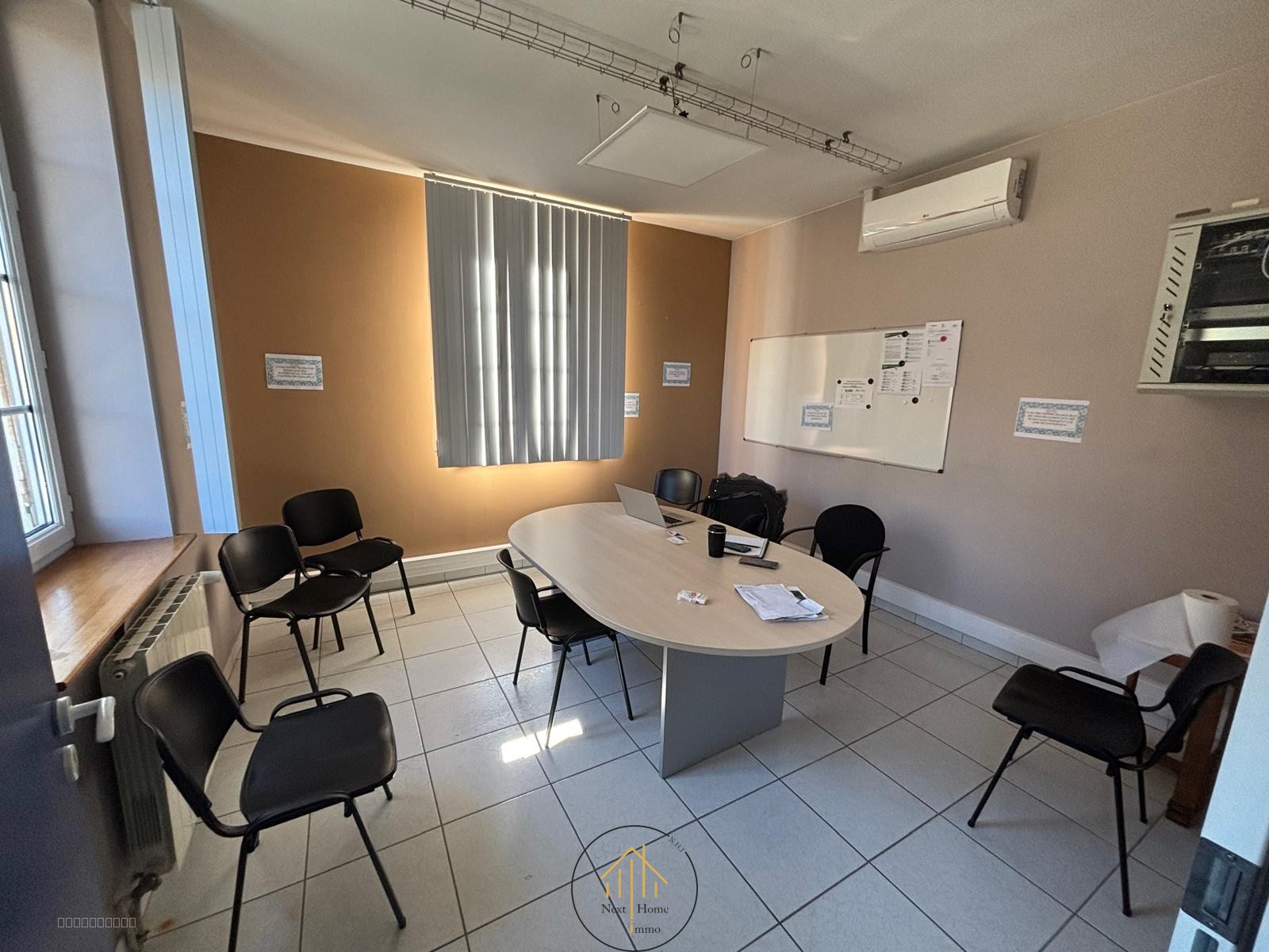 Immeuble à vendre à Soyaux, 16 m² – photo 2 sur 11