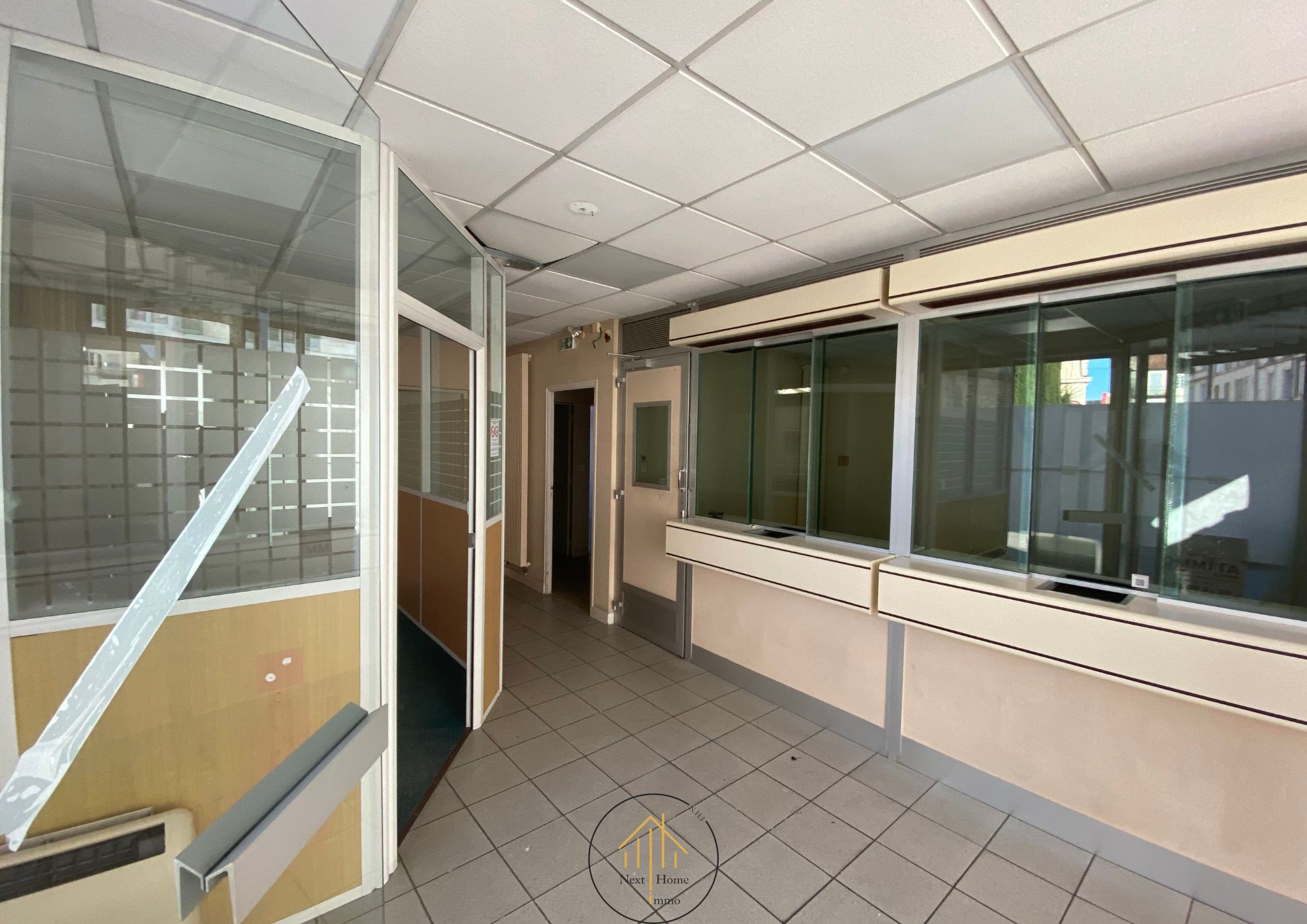 Immeuble à vendre à Chalais, 91 m², 7 pièces – photo 2 sur 20