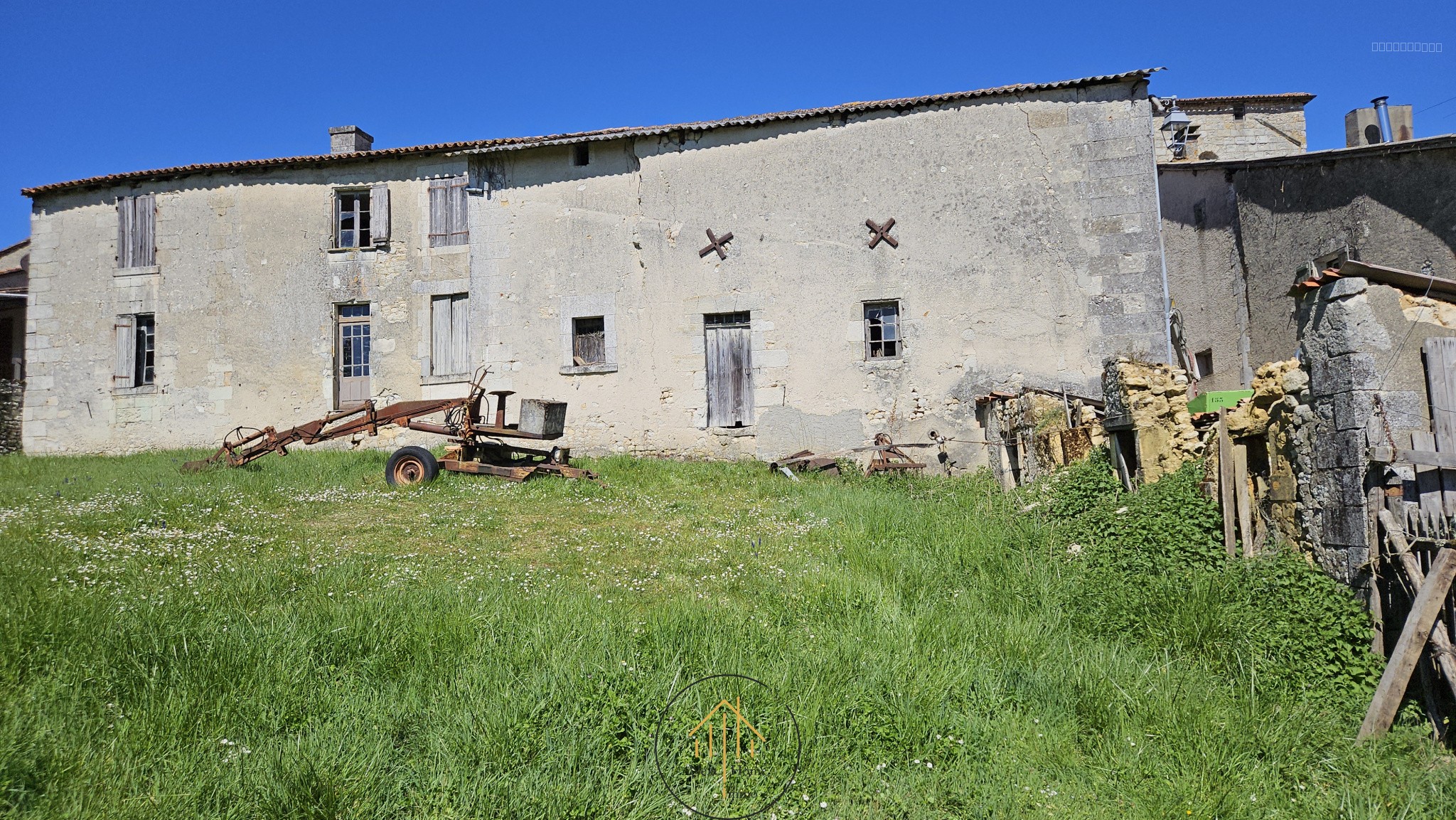 Propriété Ancienne à Rénover avec Caractère — photo 13