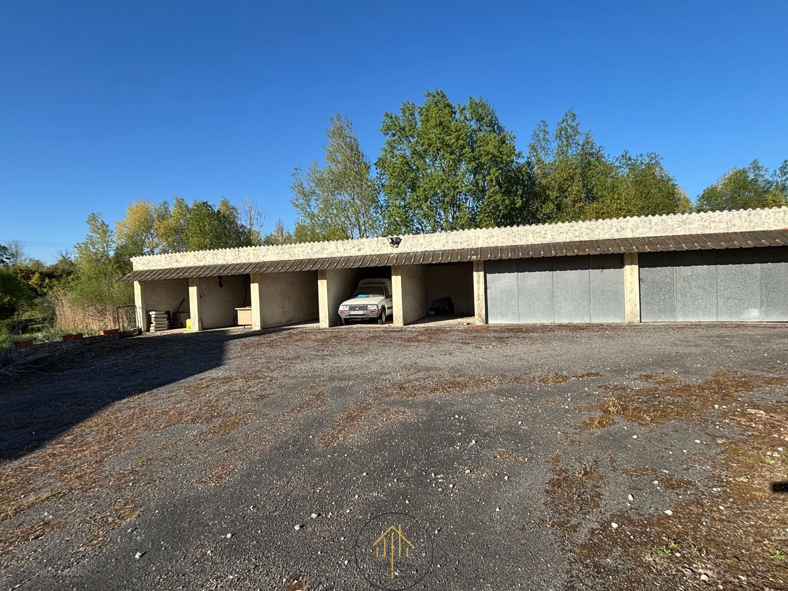 Maison à vendre à Aigre, 197 m², 9 pièces – photo 2 sur 15