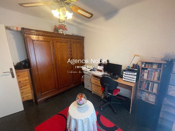 Vente en viager   Appartement F4 de 75,20 m2 dans résidence sécurisée — photo 11