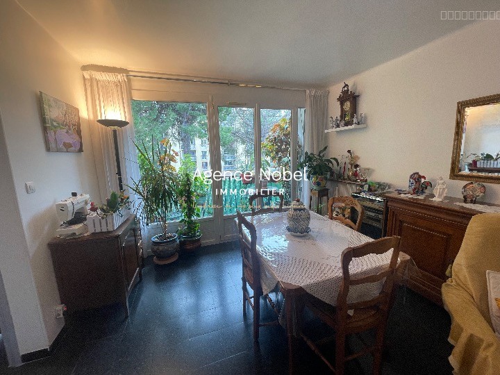 Vente en viager   Appartement F4 de 75,20 m2 dans résidence sécurisée — photo 3