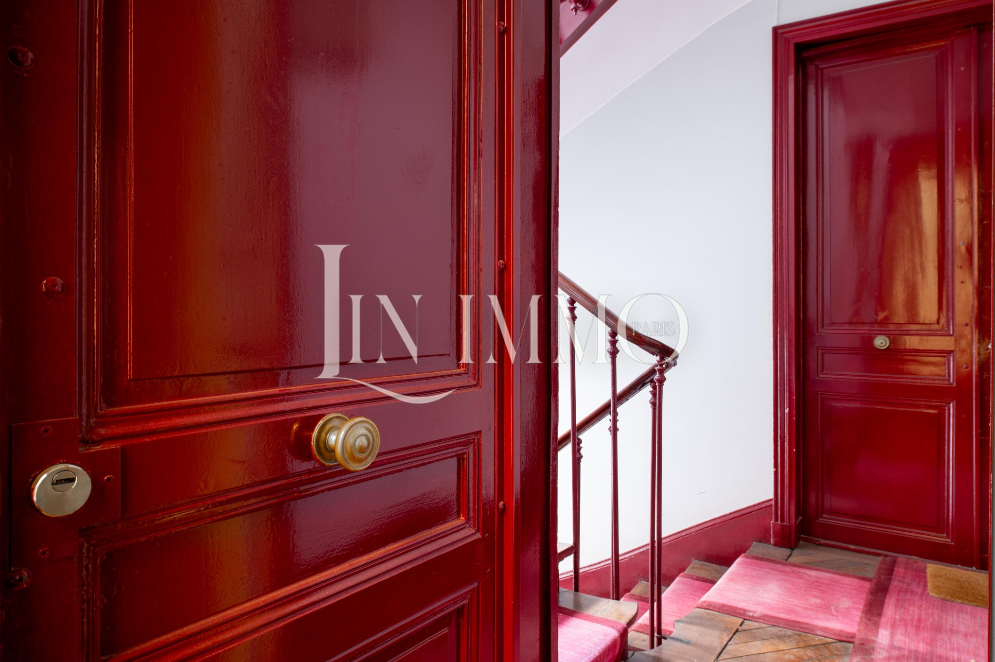Charme et Élégance à 2 pas de la rue des martyrs    Appartement Haussmannien à Vendre — photo 8