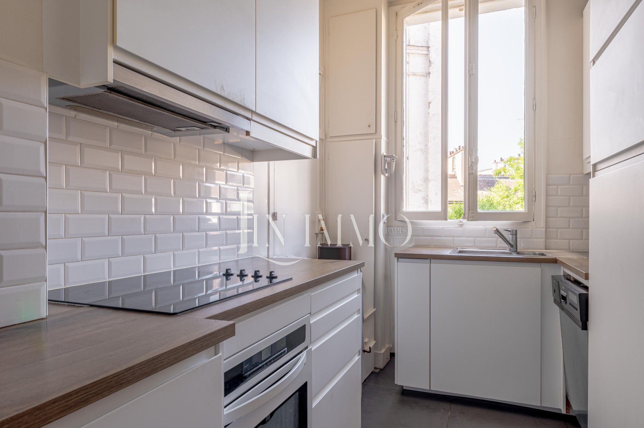 Dans un somptueux immeuble haussmannieN — photo 8