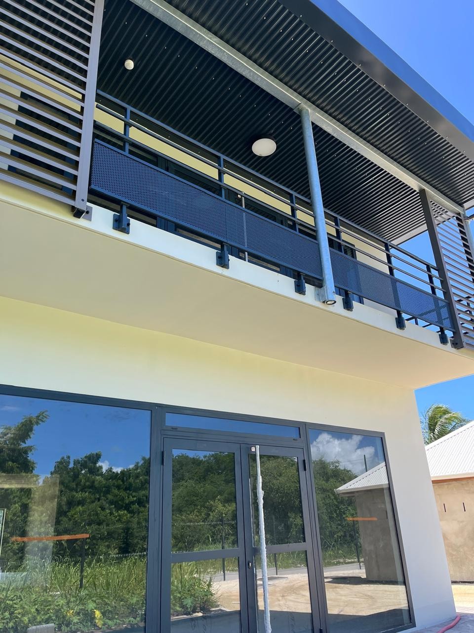 Local commercial à vendre à St francois, 69,6 m² – photo 3 sur 8