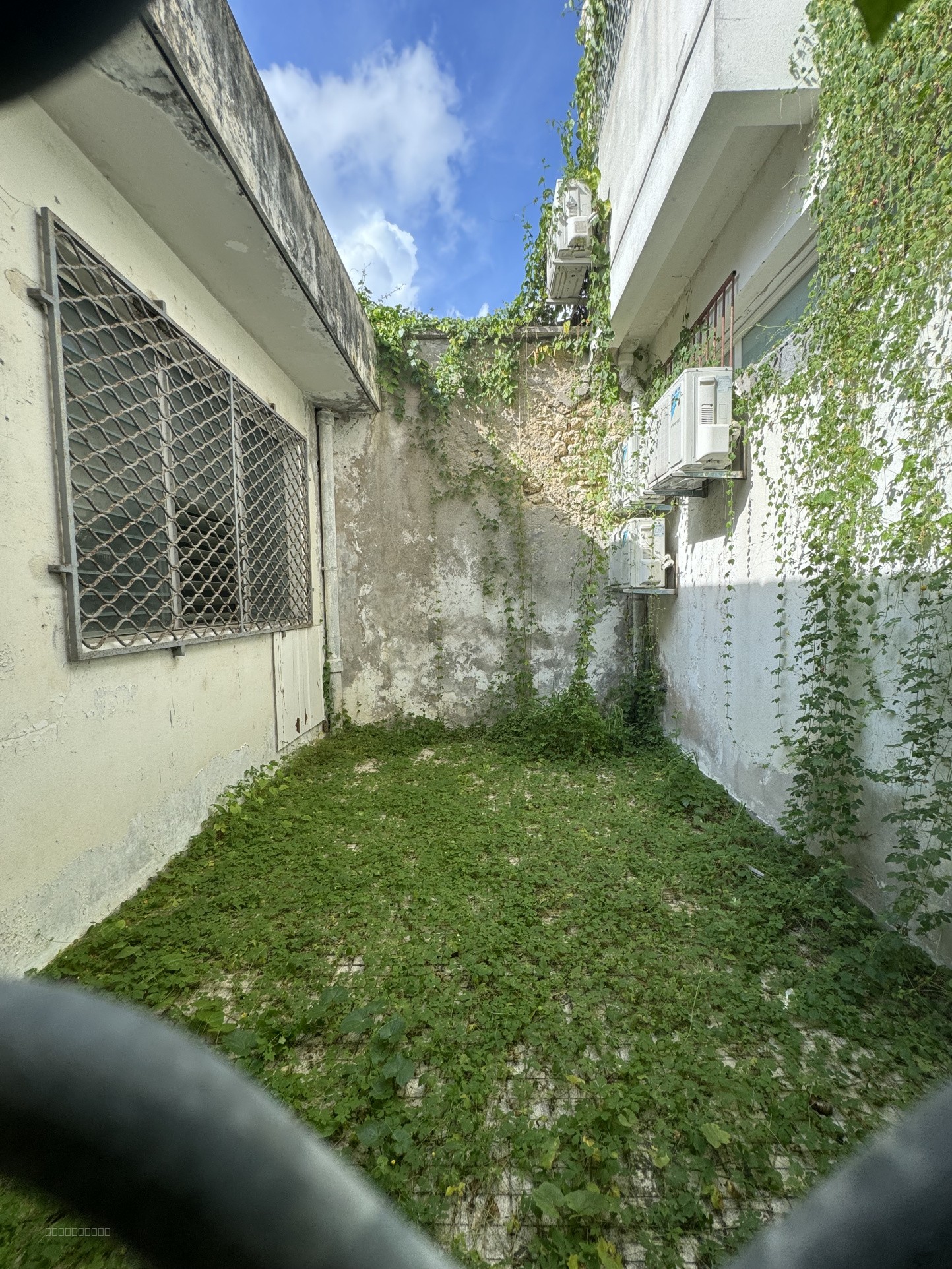 Bien immobilier à vendre à Pointe a pitre, 60 m², 3 pièces – photo 2 sur 6