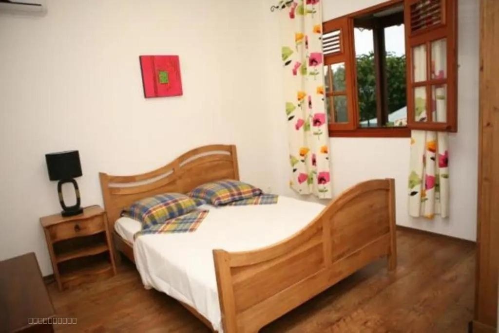 Villa à vendre à Le moule, 80,48 m², 3 pièces – photo 2 sur 4