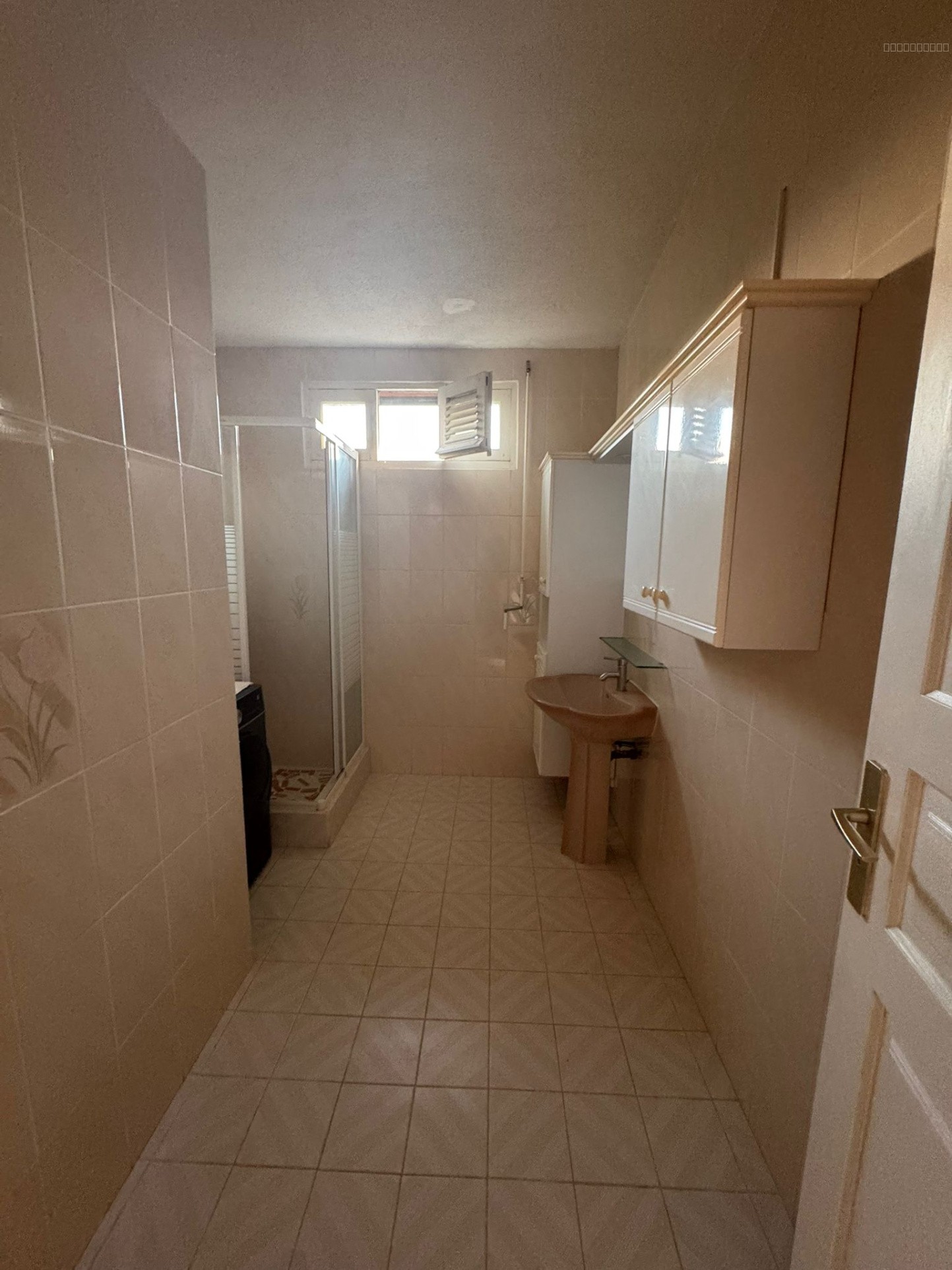 Maison F5 meublée à louer   Grand Bois, Le Gosier — photo 11