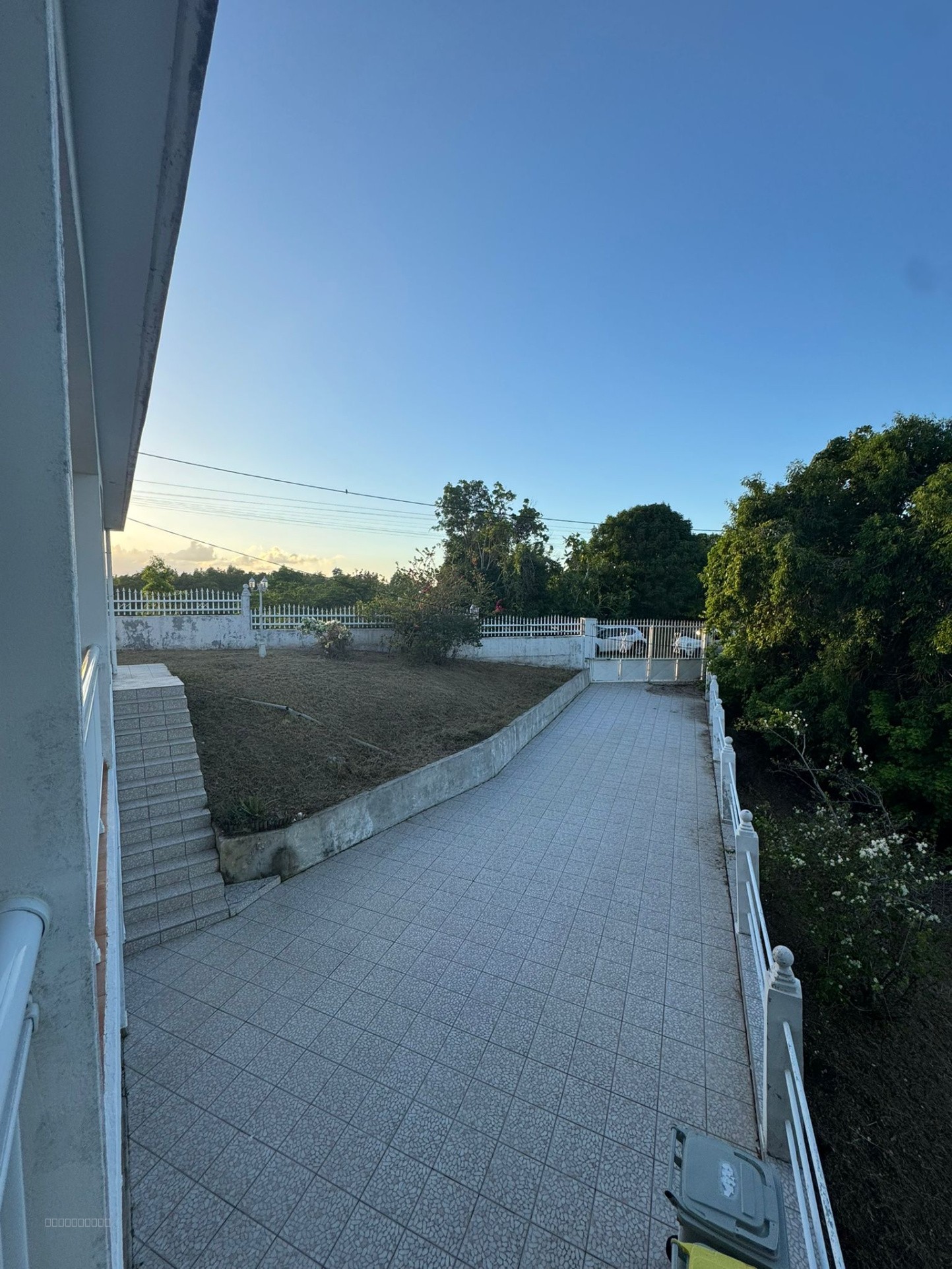 Maison F5 meublée à louer   Grand Bois, Le Gosier — photo 4