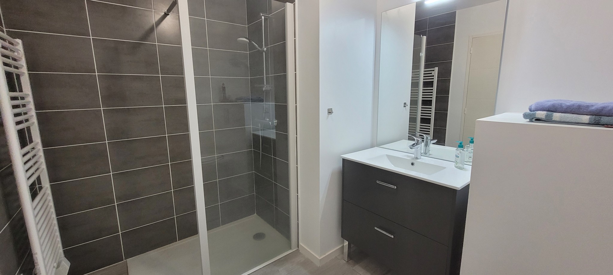 PAIMPOL, SPACIEUX ET LUMINEUX APPARTEMENT 8 PIECES PROCHE DU CENTRE VILLE — photo 6