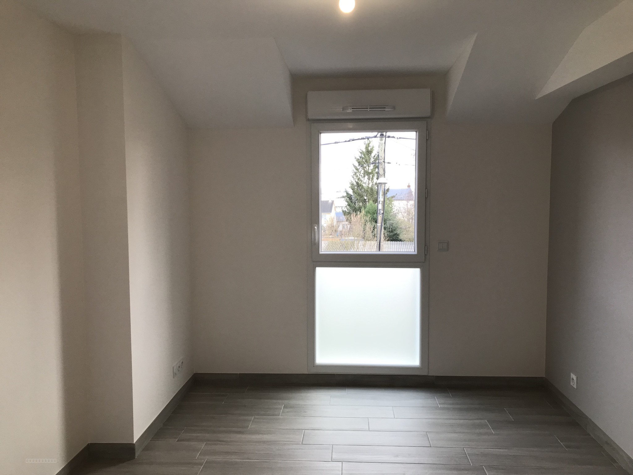 Appartement à louer à St jean de la ruelle, 42 m², 2 pièces – photo 2 sur 6