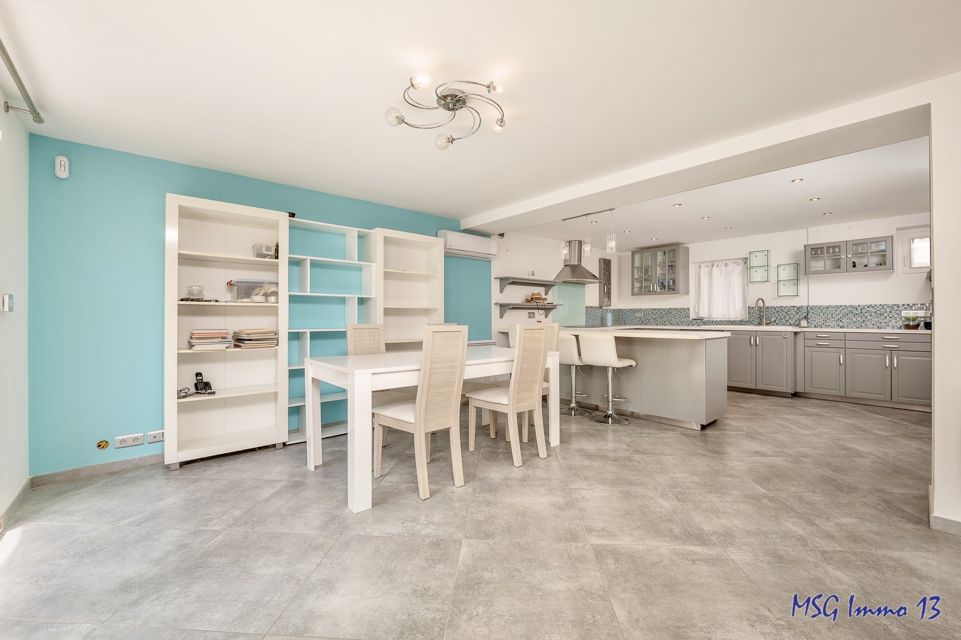 Villa rénovée T4 114m2 sur 1756m2 de terrain Saint Mitre prche Château-Gombert 13013 Marseille — photo 6