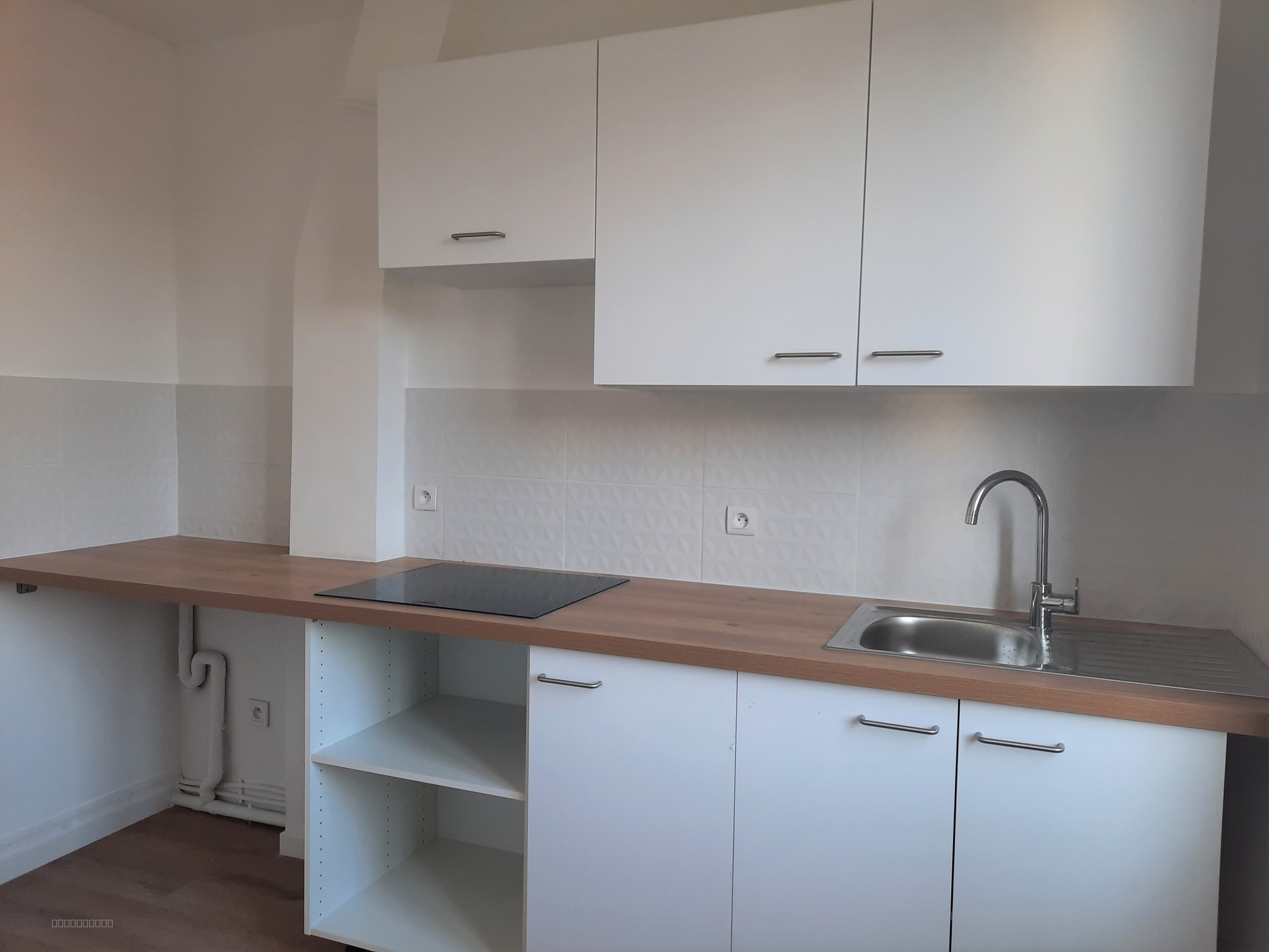 T1 REFAIT A NEUF 33.96M2 COEUR ST JEROME 13013 MARSEILLE — photo 4