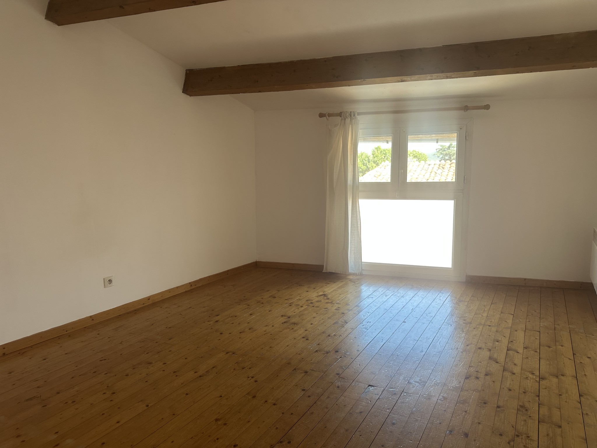 Bien immobilier à louer à St maximin la ste baume, 62,09 m², 3 pièces – photo 1 sur 7