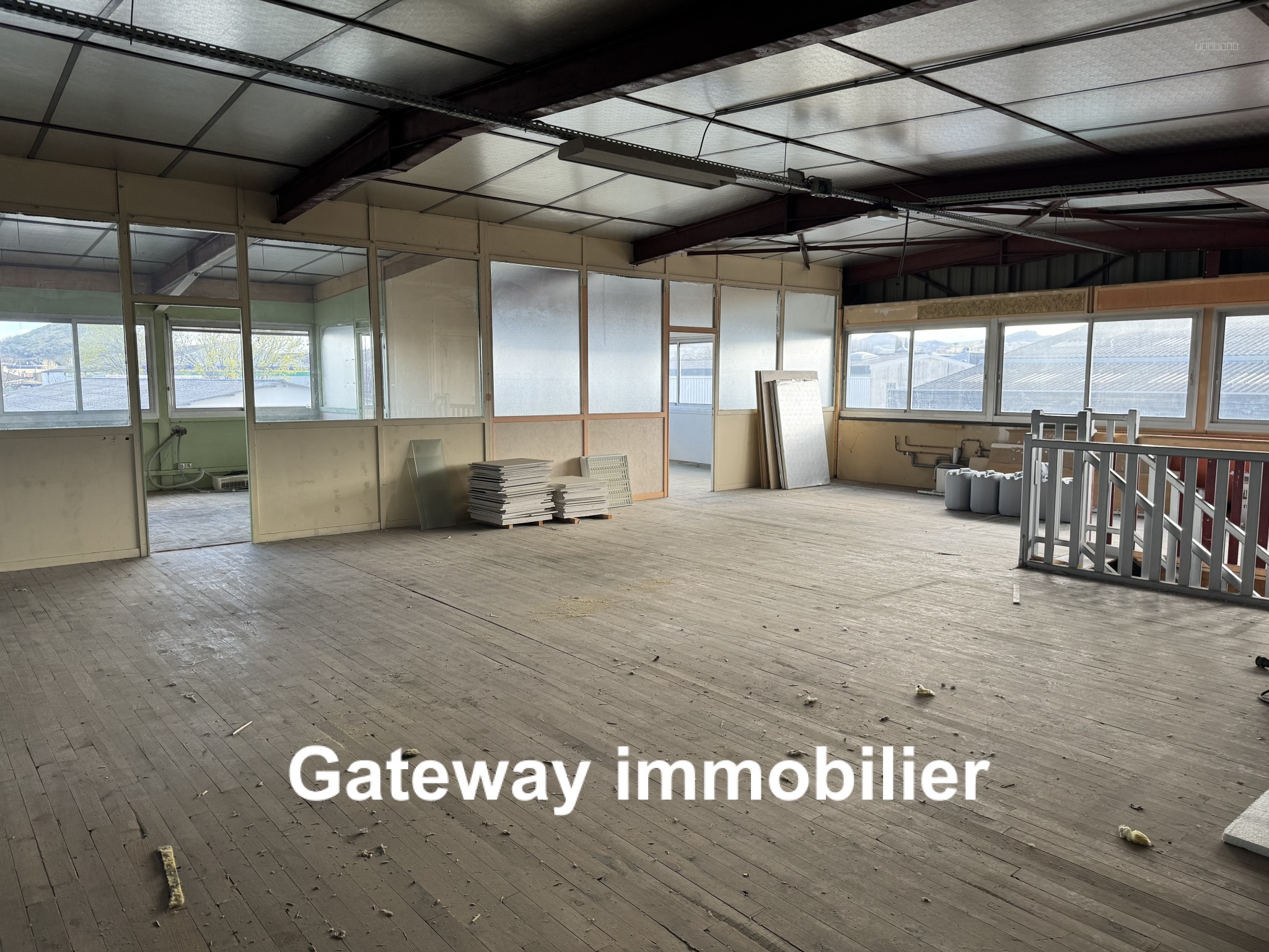 Bien immobilier à louer à Clermont ferrand, 325 m² – photo 3 sur 6