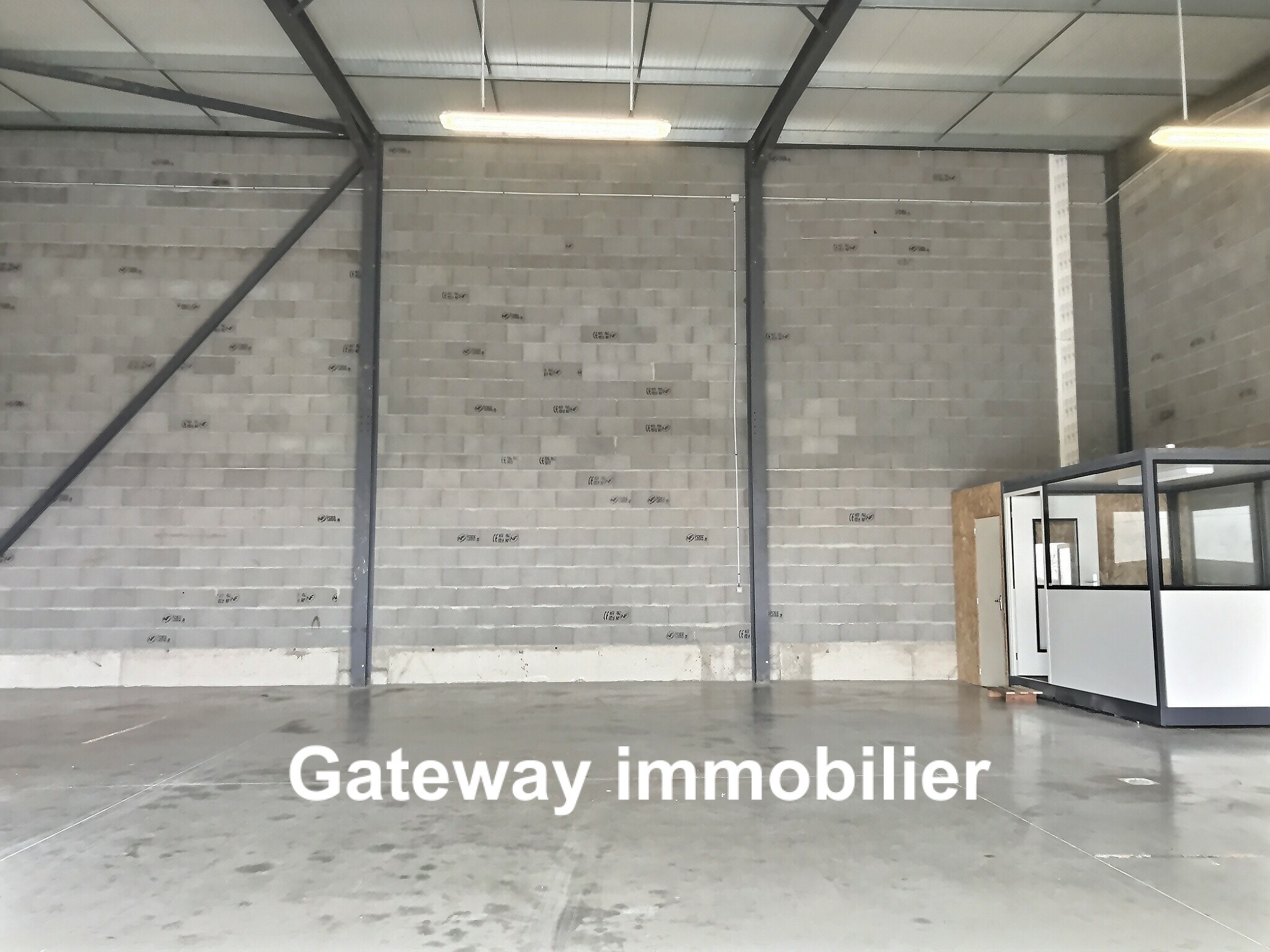 Entrepôt à louer à Riom, 210 m² – photo 3 sur 6